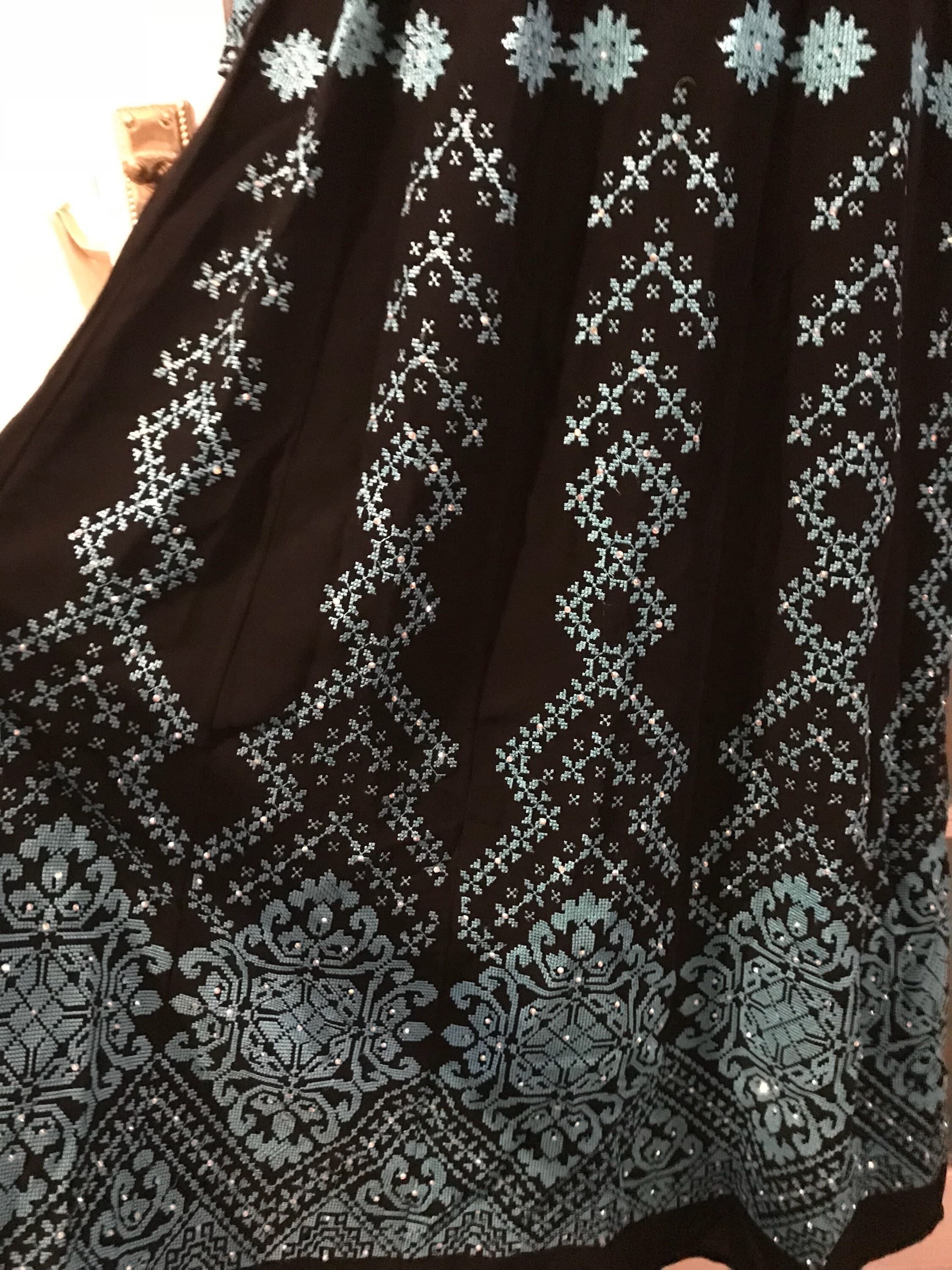 Black Dress / kaftan / Tobe / Thobe with beautiful Turquoise Palestinian Cross Stitch / Embroidery - image 5