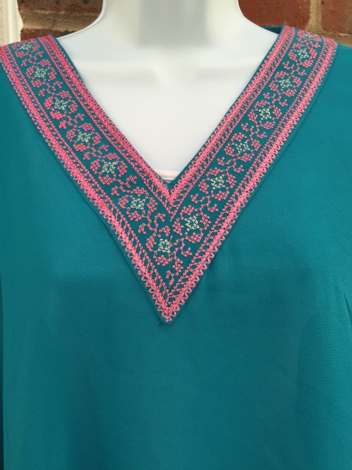 Palestinian Embroidery / Cross Stitch tunic in different colours - image 5