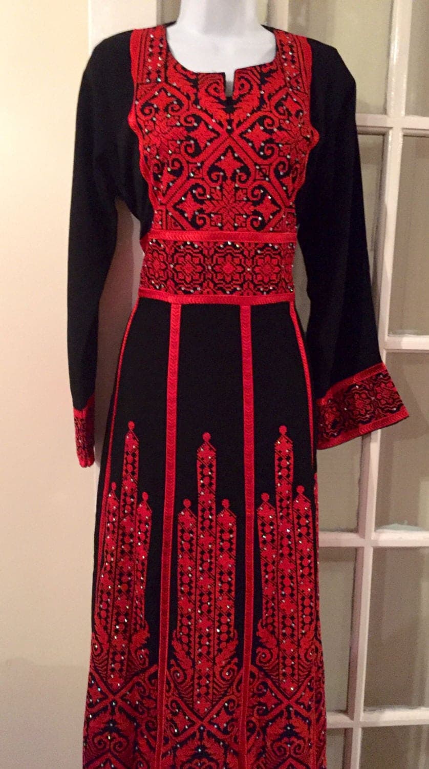 Stunning Royal Black dress / Kaftan / Thob / Thobe/ Tobe with Red Palestinian Cross Stitch / Embroidery - image 4