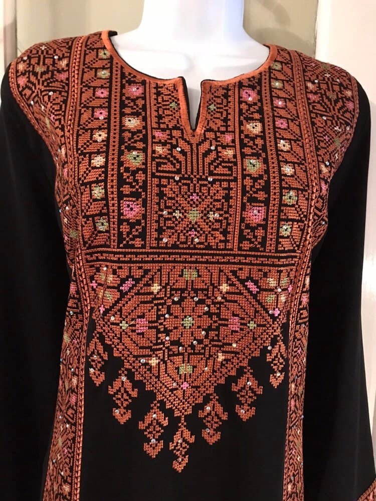 Black dress / Tobe / Thobe / Kaftan with Brown and colourful Palestinian embroidery