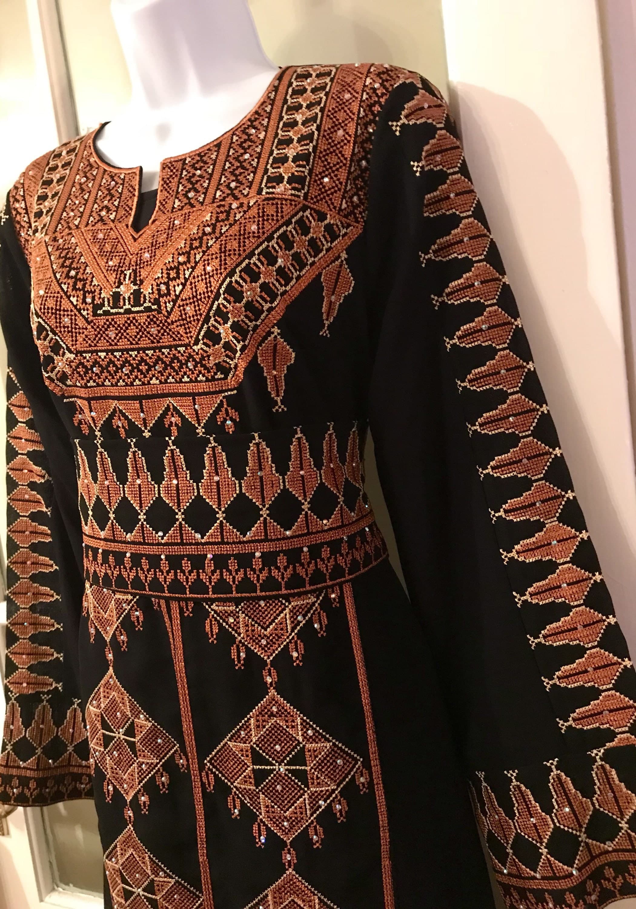 2 Piece Black Dress/ Abaya/ Kaftan/ Thobe and matching belt with beautiful light brown / pink brown embroidery - image 4