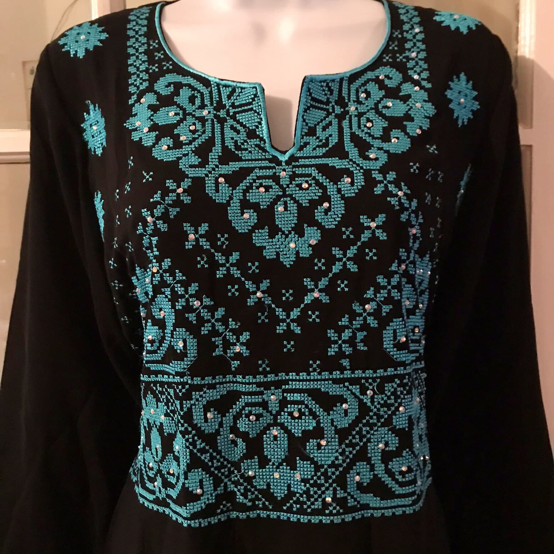Black Dress / kaftan / Tobe / Thobe with beautiful Turquoise Palestinian Cross Stitch / Embroidery