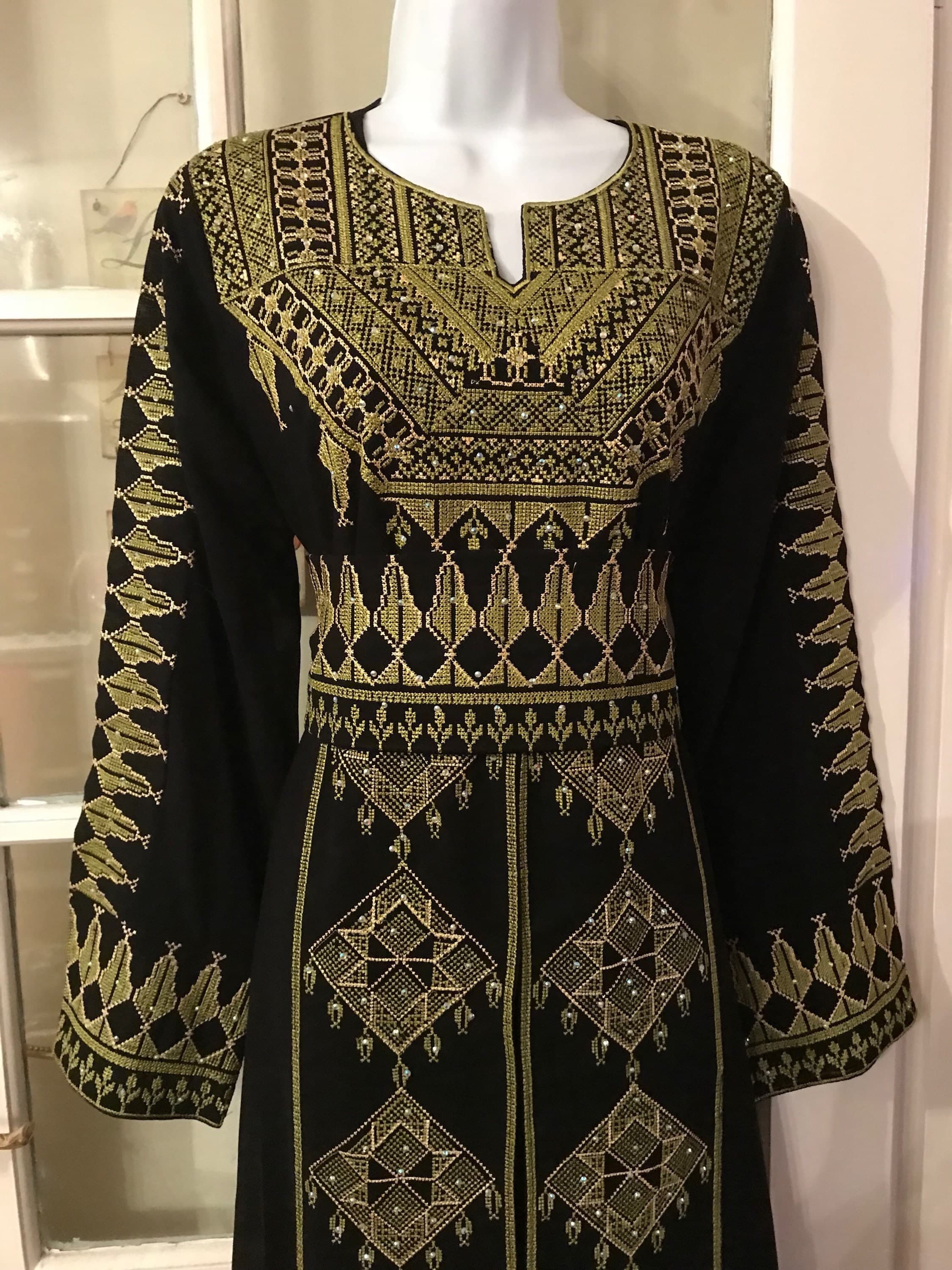 2 Piece Black Dress/ Abaya/ Kaftan/ Thobe and matching belt with beautiful green embroidery - image 3