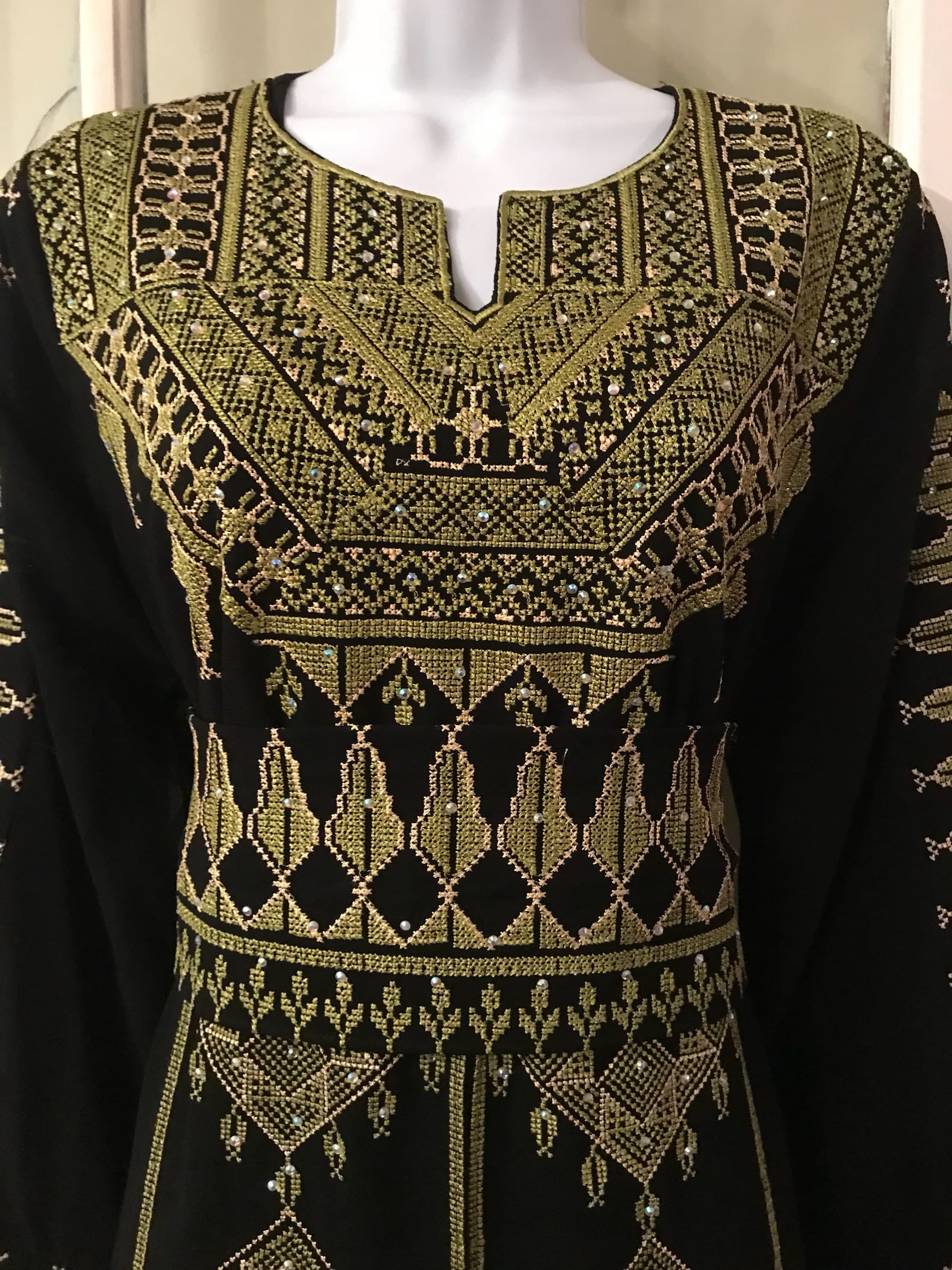 2 Piece Black Dress/ Abaya/ Kaftan/ Thobe and matching belt with beautiful green embroidery
