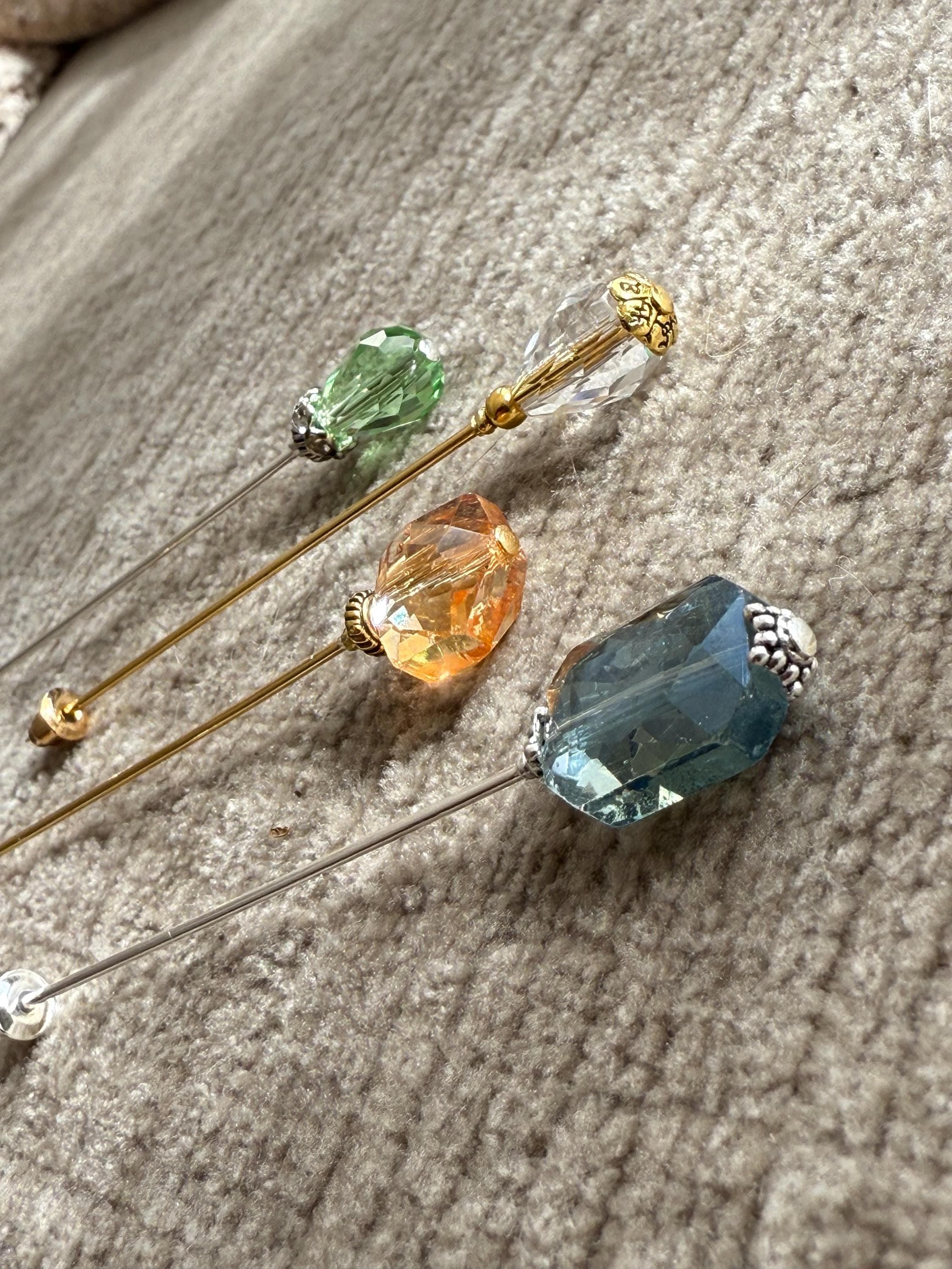 Hijab pin gems