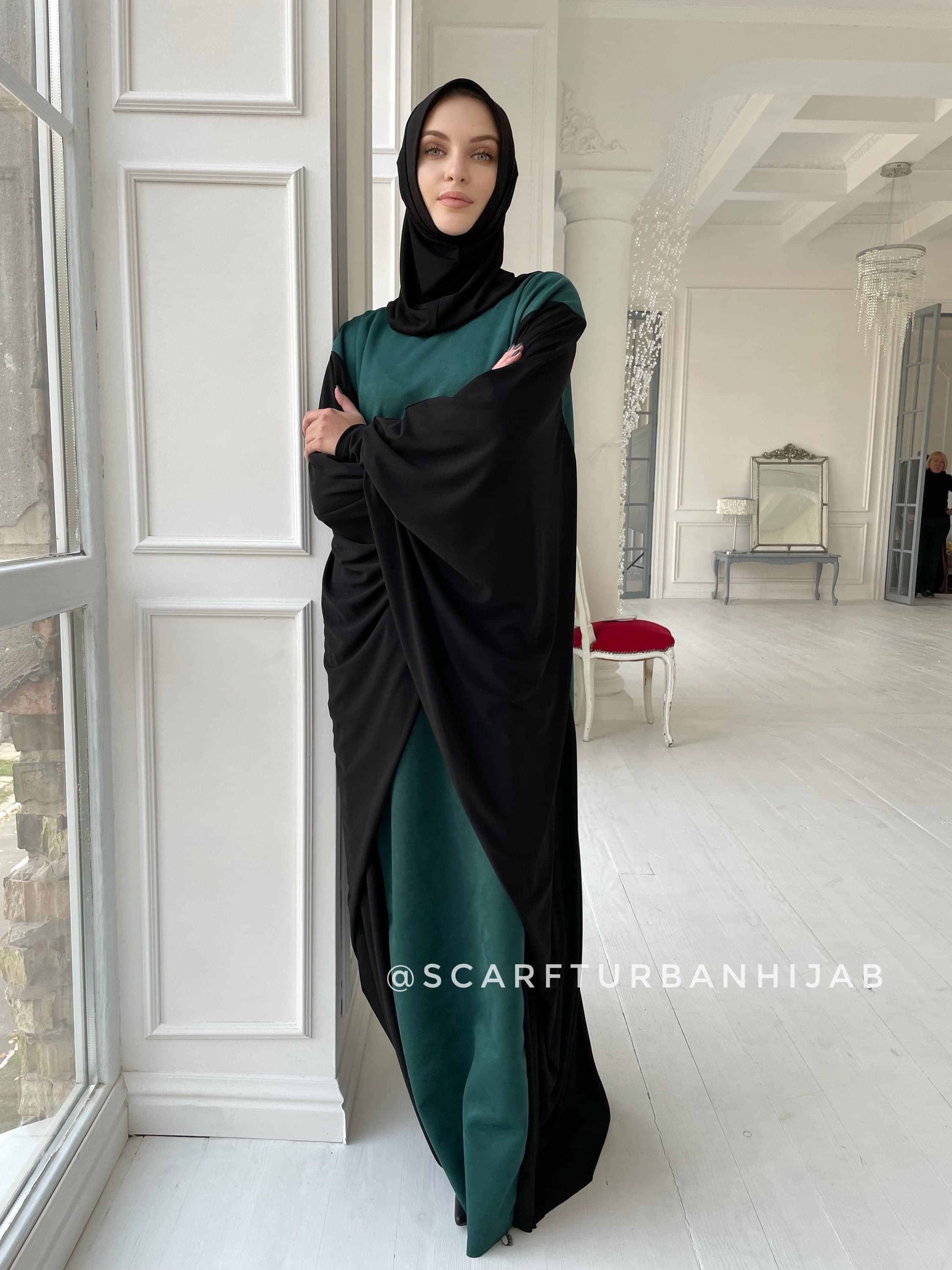 Emerald green suede loose fit dress with attached hijab muslim abaya - image 4