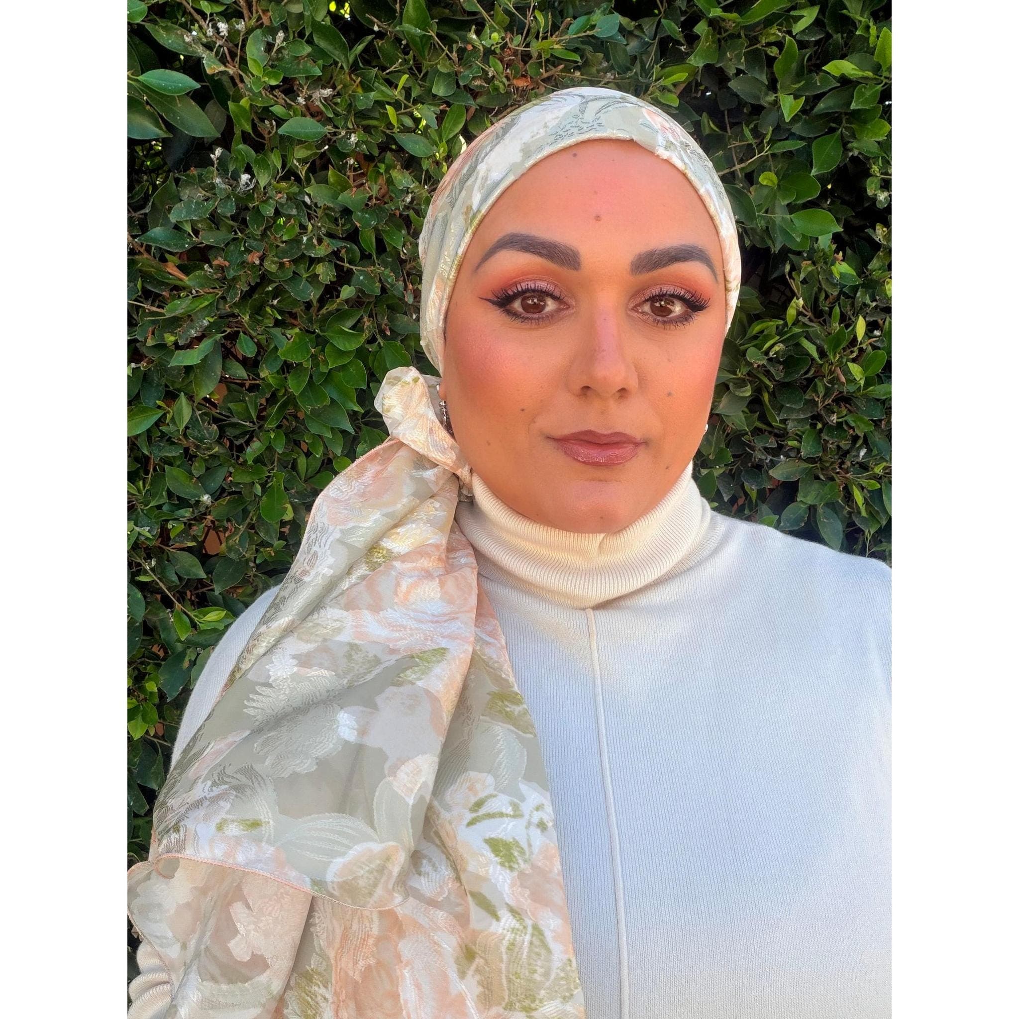 Chic Yom Yom Head Scarf w/ Matching Scrunchy for Women, Sweet Sage/Peach Floral, Hijab Head Wrap, Israeli Head Covering, Chemo Headwear