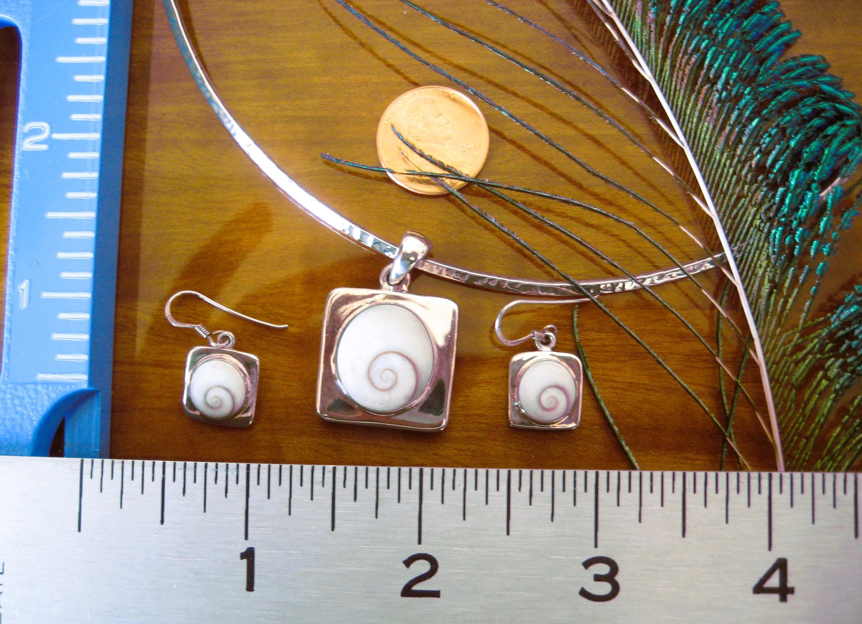 Pendant and Earrings Set, Sterling Silver, Shiva Eye Shell, Estate Find - image 3