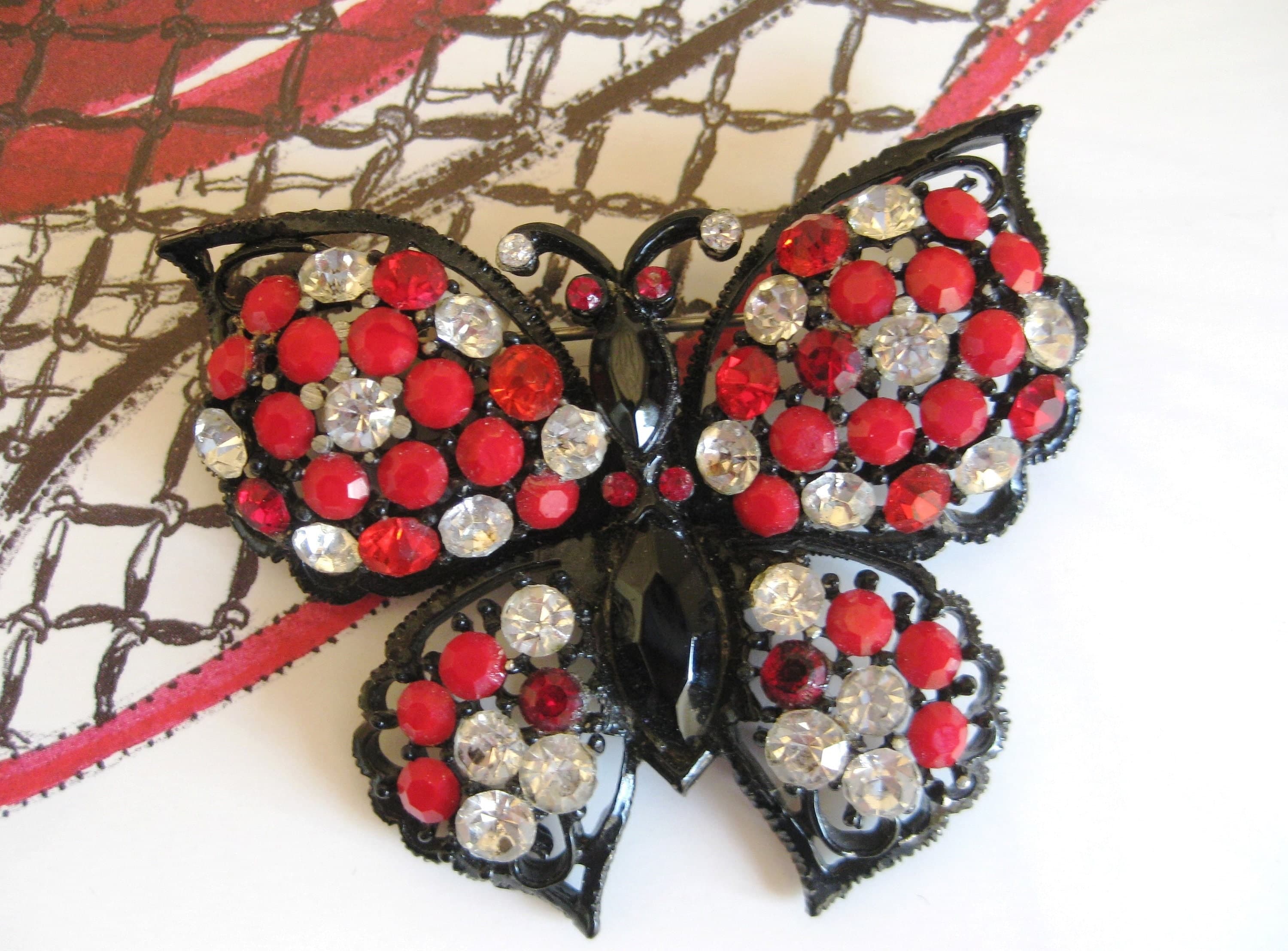 Butterfly Brooch, Designer WEISS, Red Rhinestones, Japanned Metal, Vintage - image 5