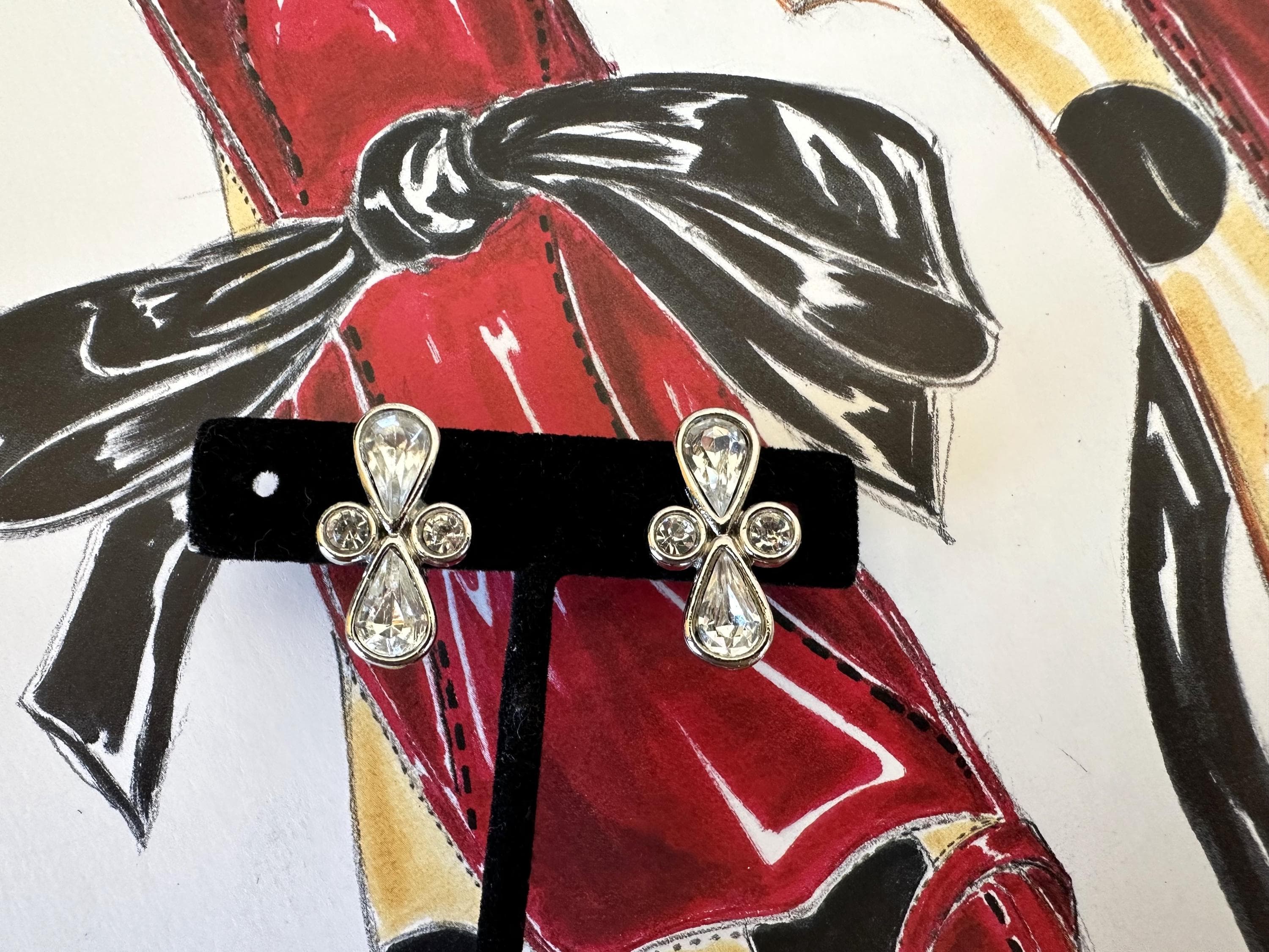 Clip-on Earrings, Clear Rhinestones, Silver Settings, Vintage Estate Find - image 3