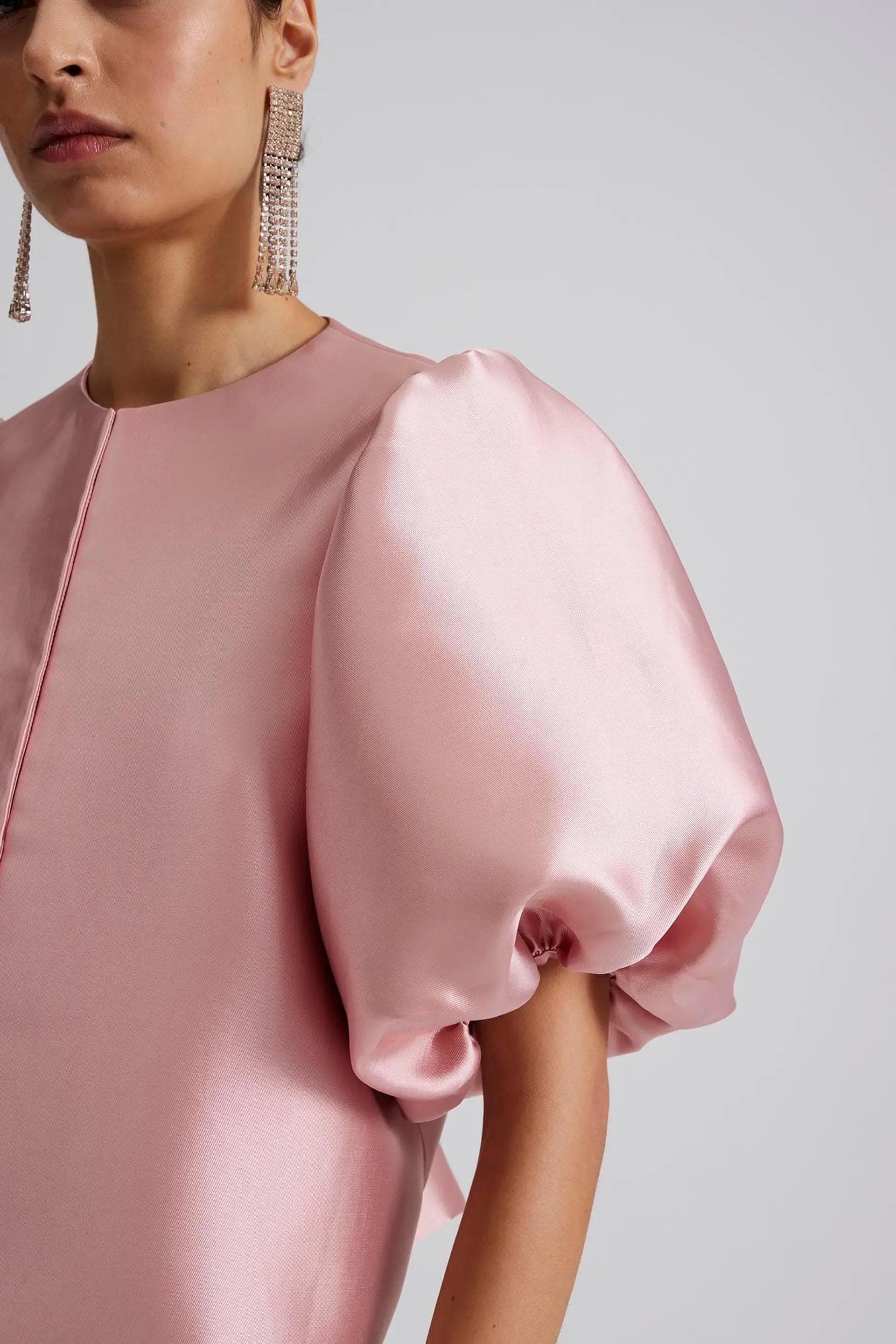Blouse with pouf balloon sleeve | Modest Fashion | Elegant style | Women business outfit| Made to measure available |more colours