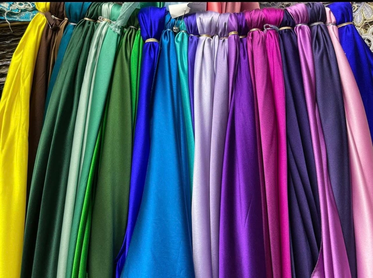 Emerald green silk satin evening gown. Wrap long dress. Satin cocktail dress. Stylish celebrity style evening gown. More colours available - image 3
