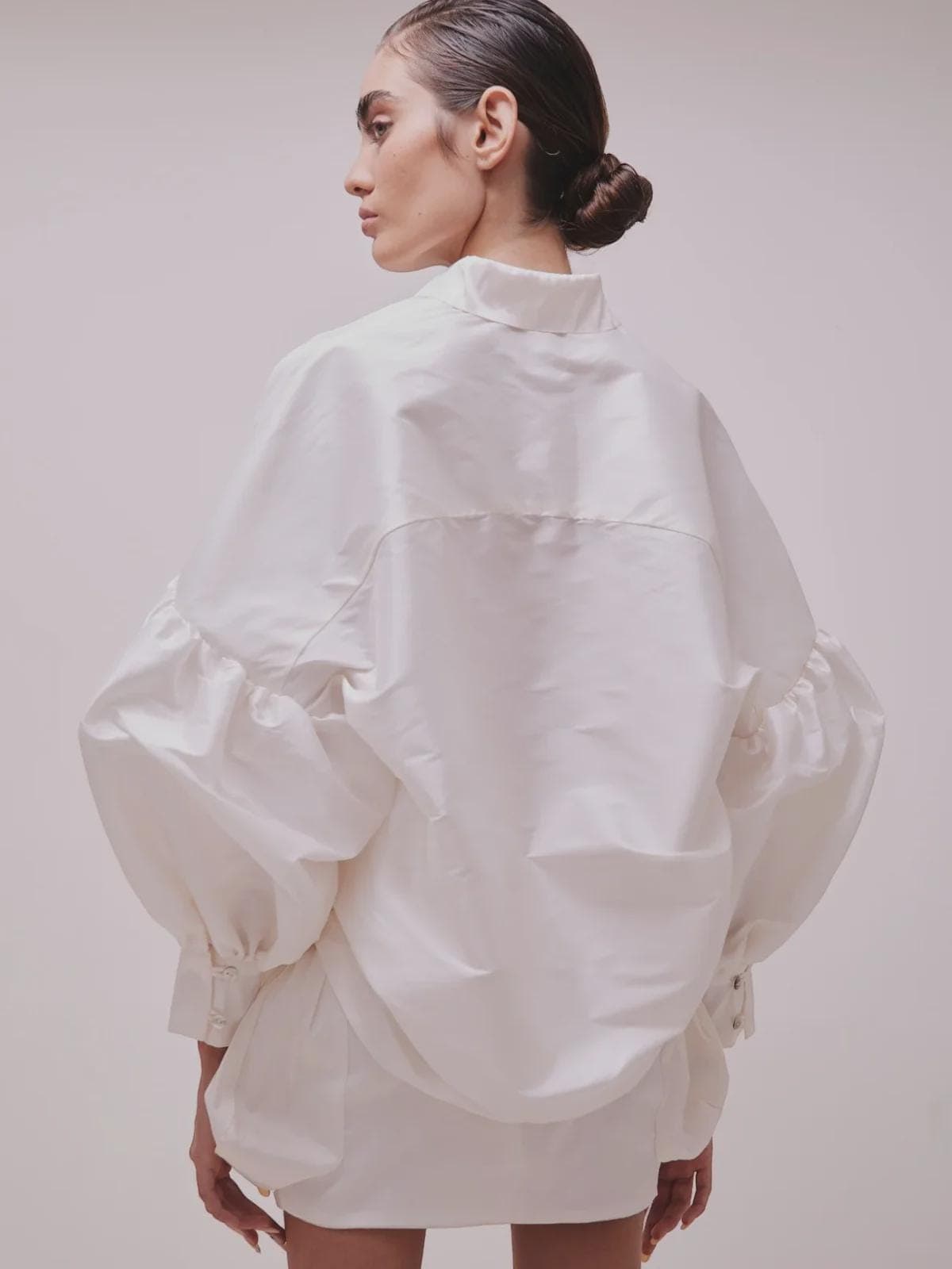 Taffeta puffy sleeve blouse | More colours available | modest top | Tzinut clothing | Minimalist design | Custom made - image 3