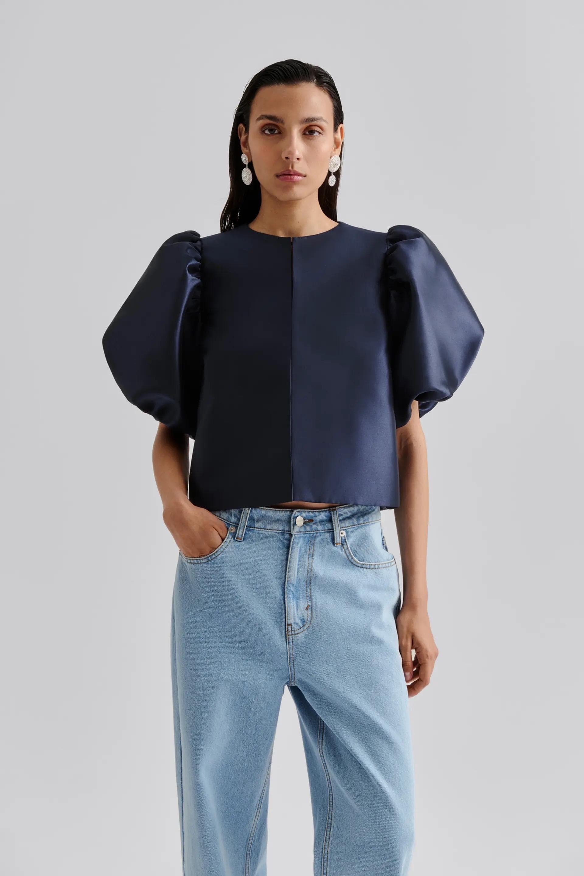 Blouse with pouf balloon sleeve in navy | Modest Fashion | Elegant style | Women business outfit| Made to measure available |more colours
