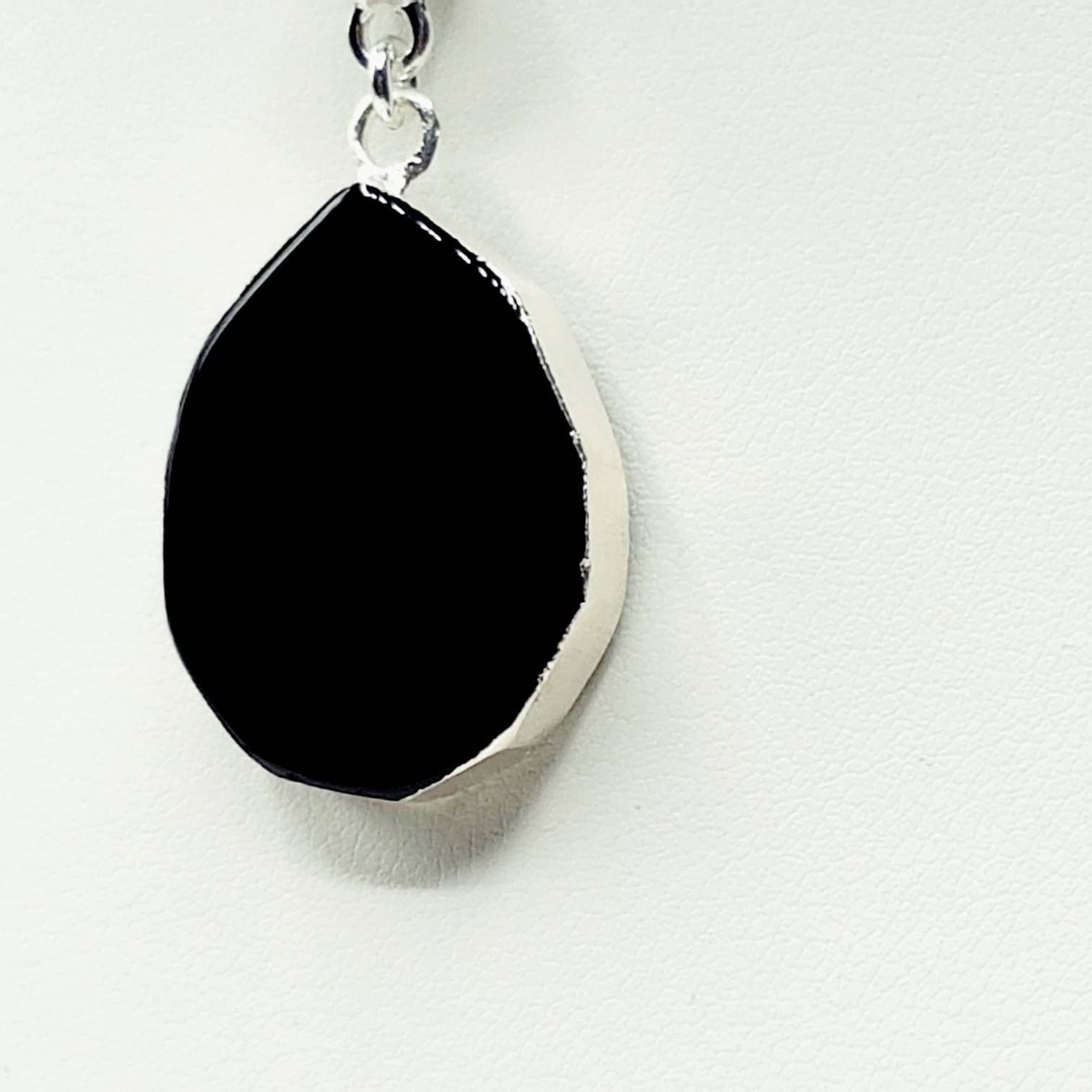 Electroplated Black Onyx Necklace - image 3