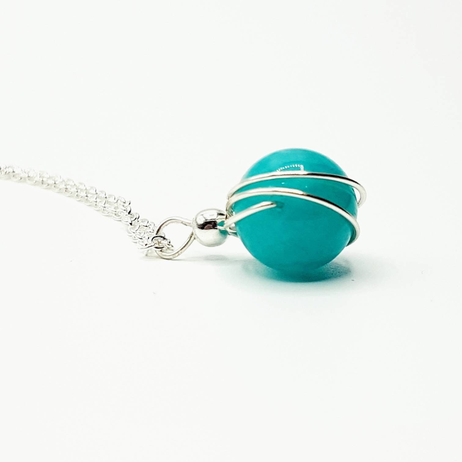 Wire Wrapped Jade Bead Necklace - image 5
