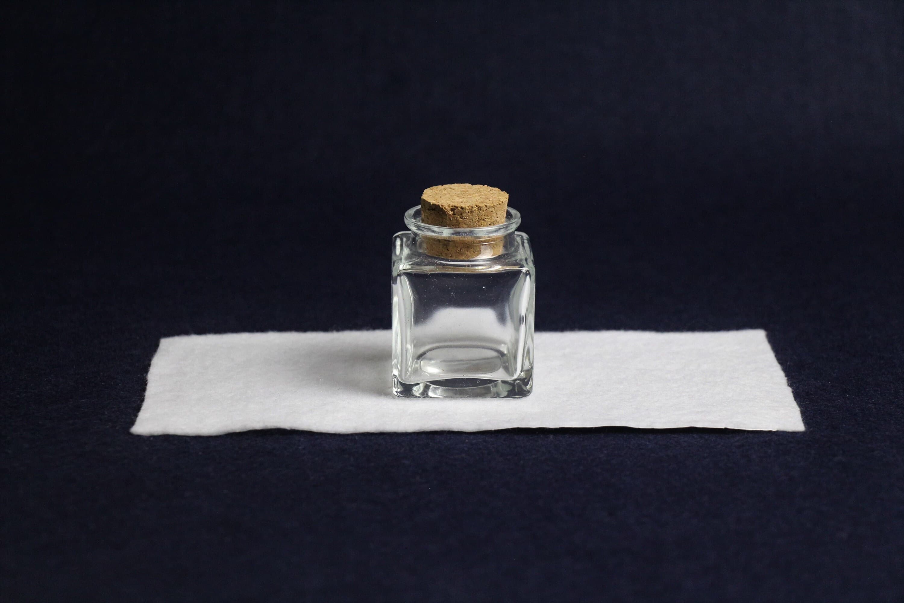 Simple square glass inkwell with cork stopper - 50 ml