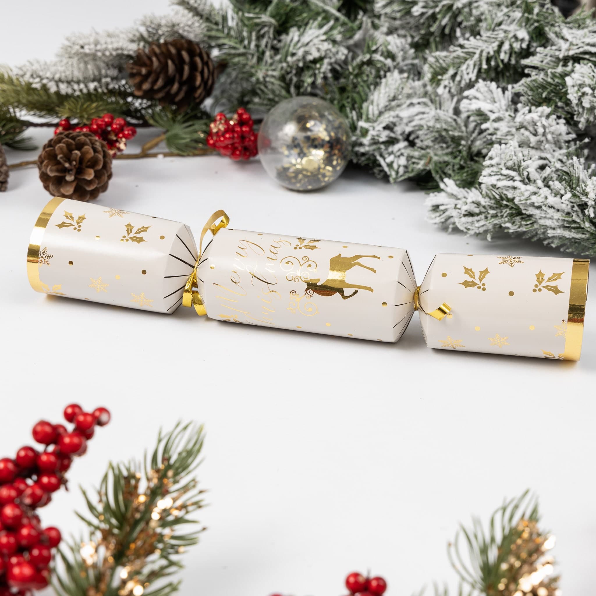 Make Your Own Christmas Cracker kit Crackers Hats Snaps Gold reindeer - image 5