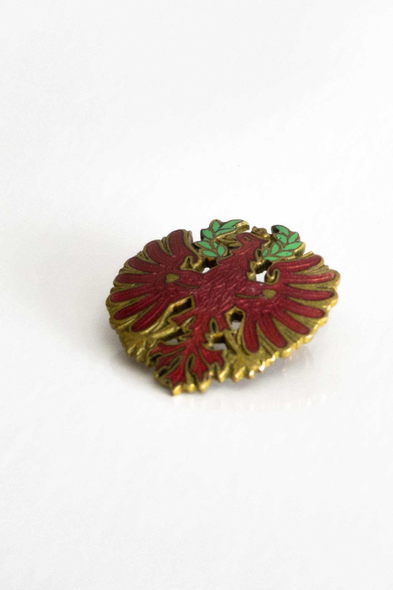 antique cap badge austro-hungarian wwi tyrolean red eagle – gilded metal & red enamel - image 5
