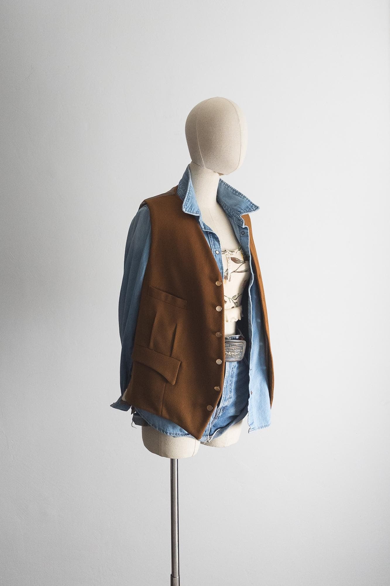 vintage 50s british wool chore vest doeskin cloth fleece lined workwear waistcoat – toast brown - image 3