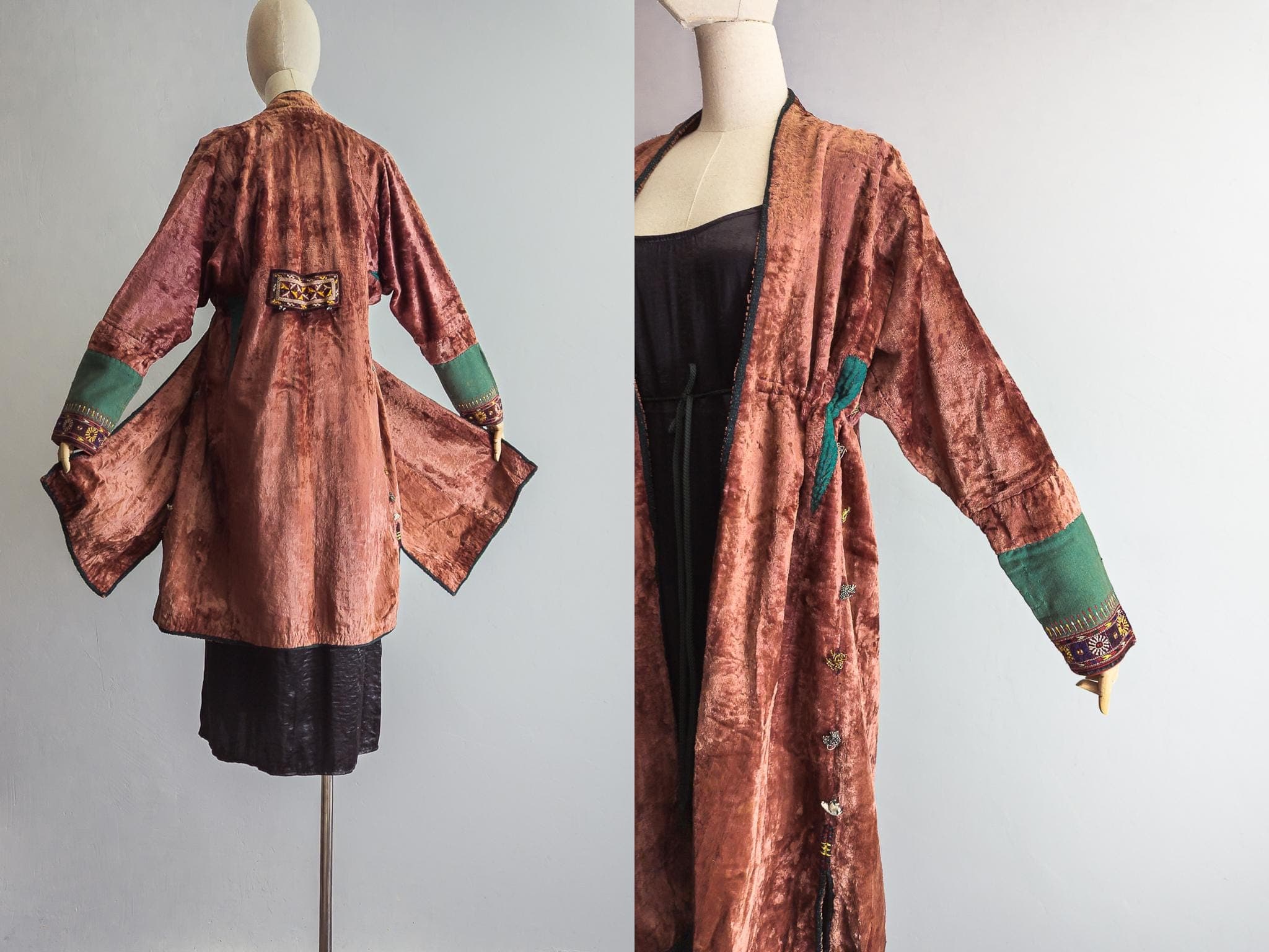 ottoman antique duster coat - rosewood silk velvet/teal green wool - full handwork - 19th century.