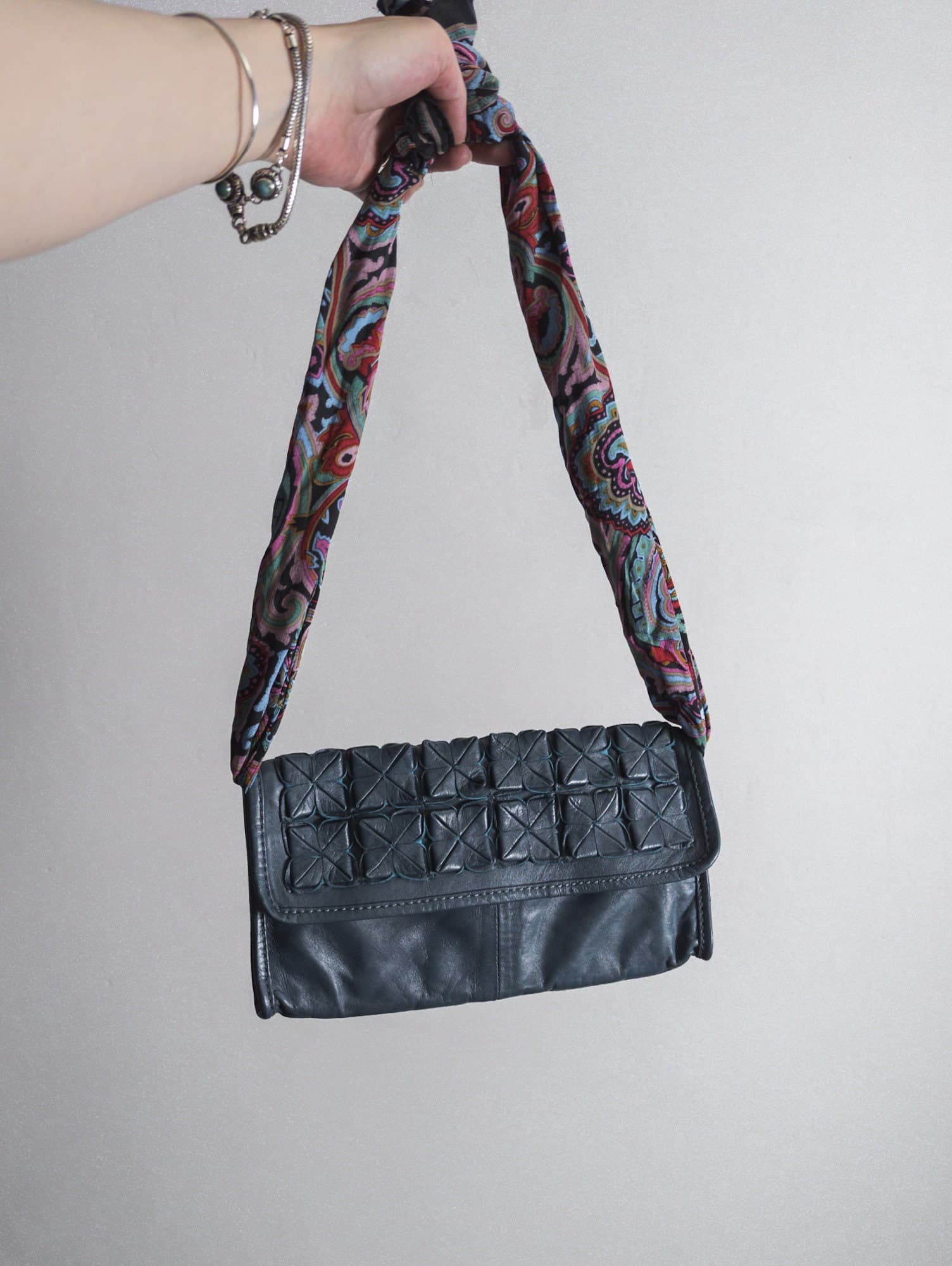 french blue kidskin kid leather clutch bag w/3D squary flower by jones bootmaker - image 4