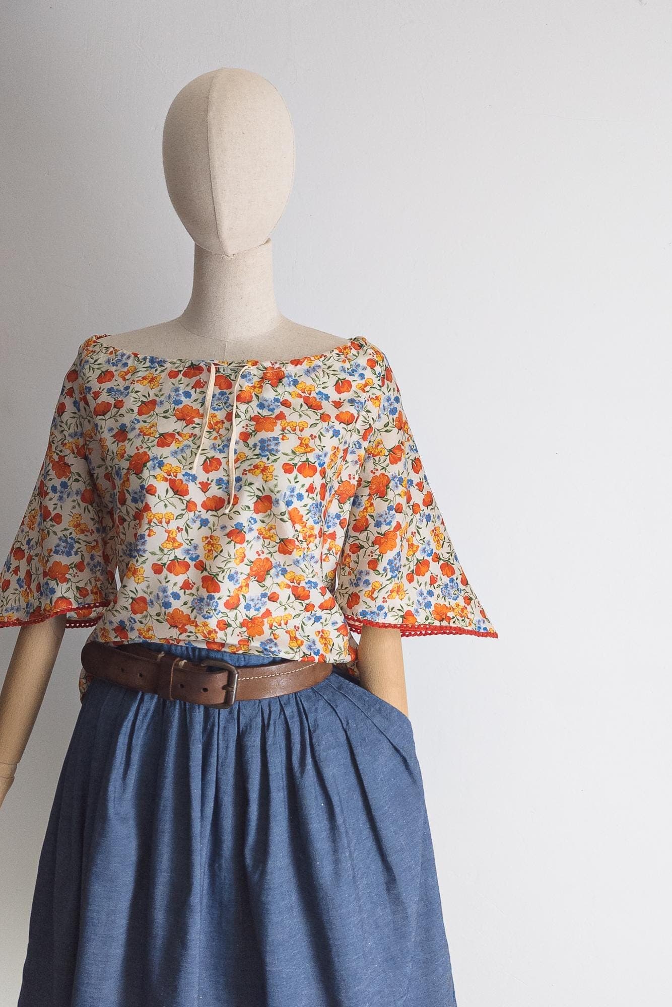 mod 1970s medieval western peasant top – vintage prairie blouse with pointed bell sleeves – poppy, cornflower & orange wildflower print – s - image 3