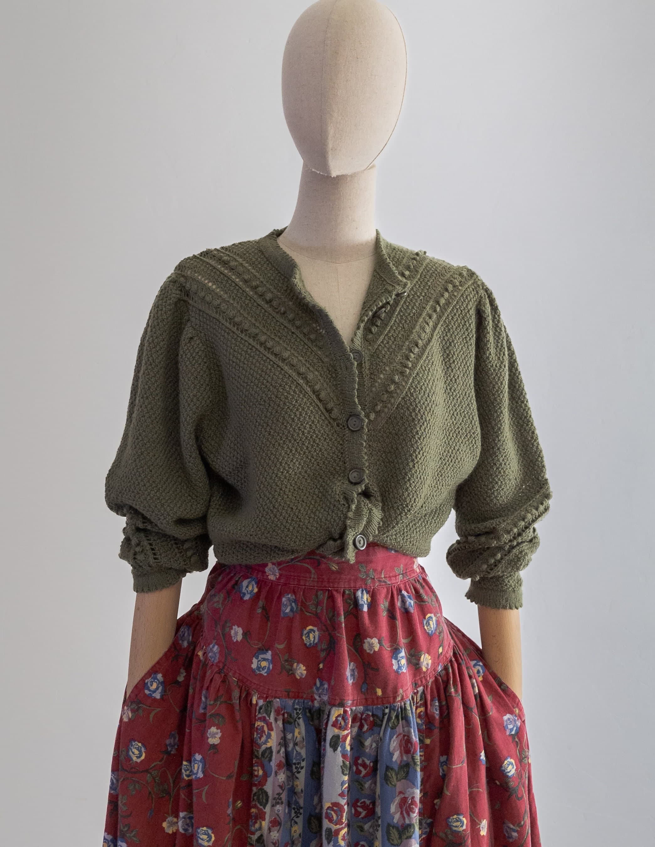 Soft knit popcorn sweater jacket women cropped knit cardigan handmade knitwear green knitted pop corn forest moss olive green open knit top - image 3