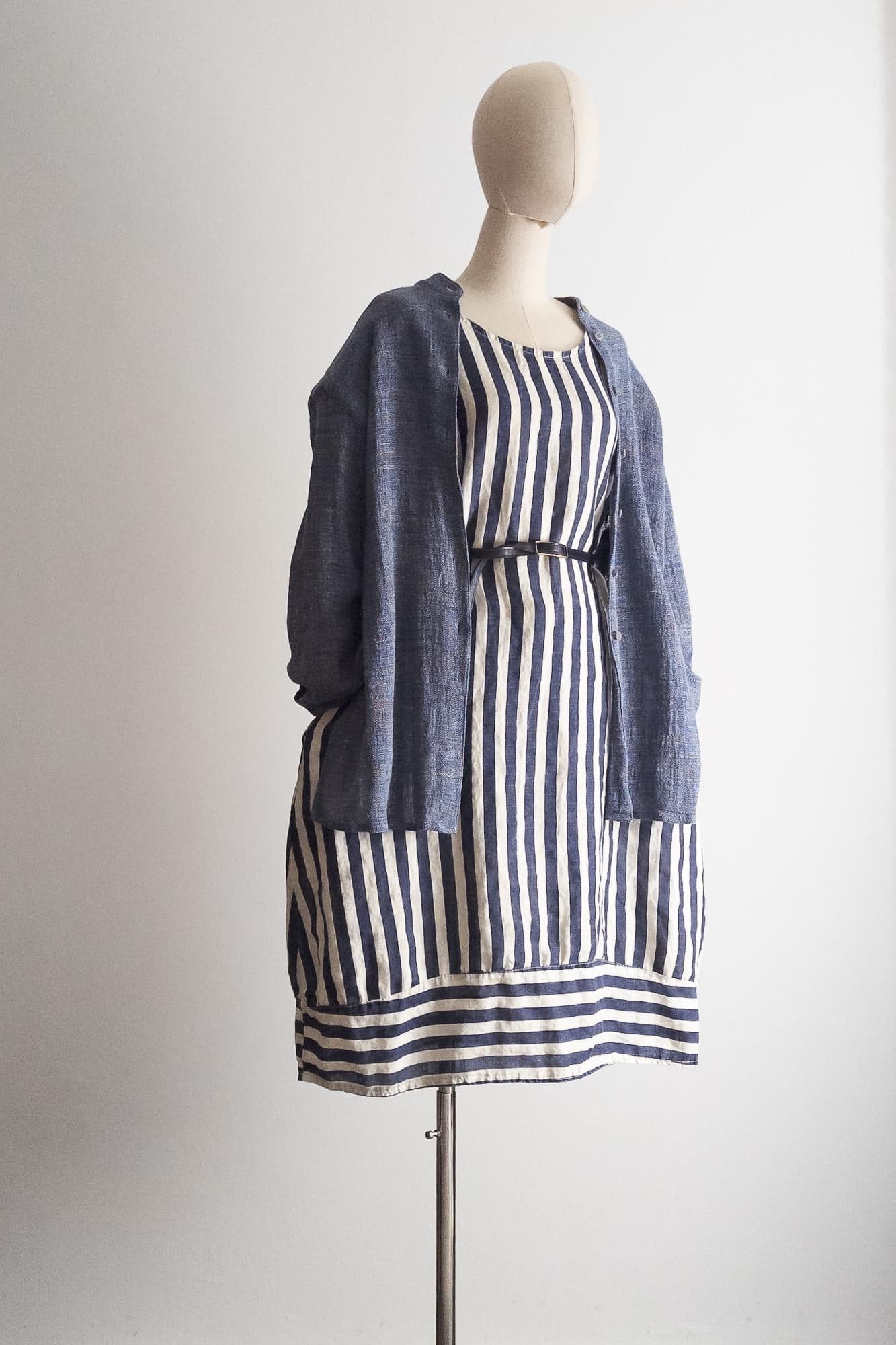 linen blend tunic button up duster vintage - chambray blue - small/medium - image 4