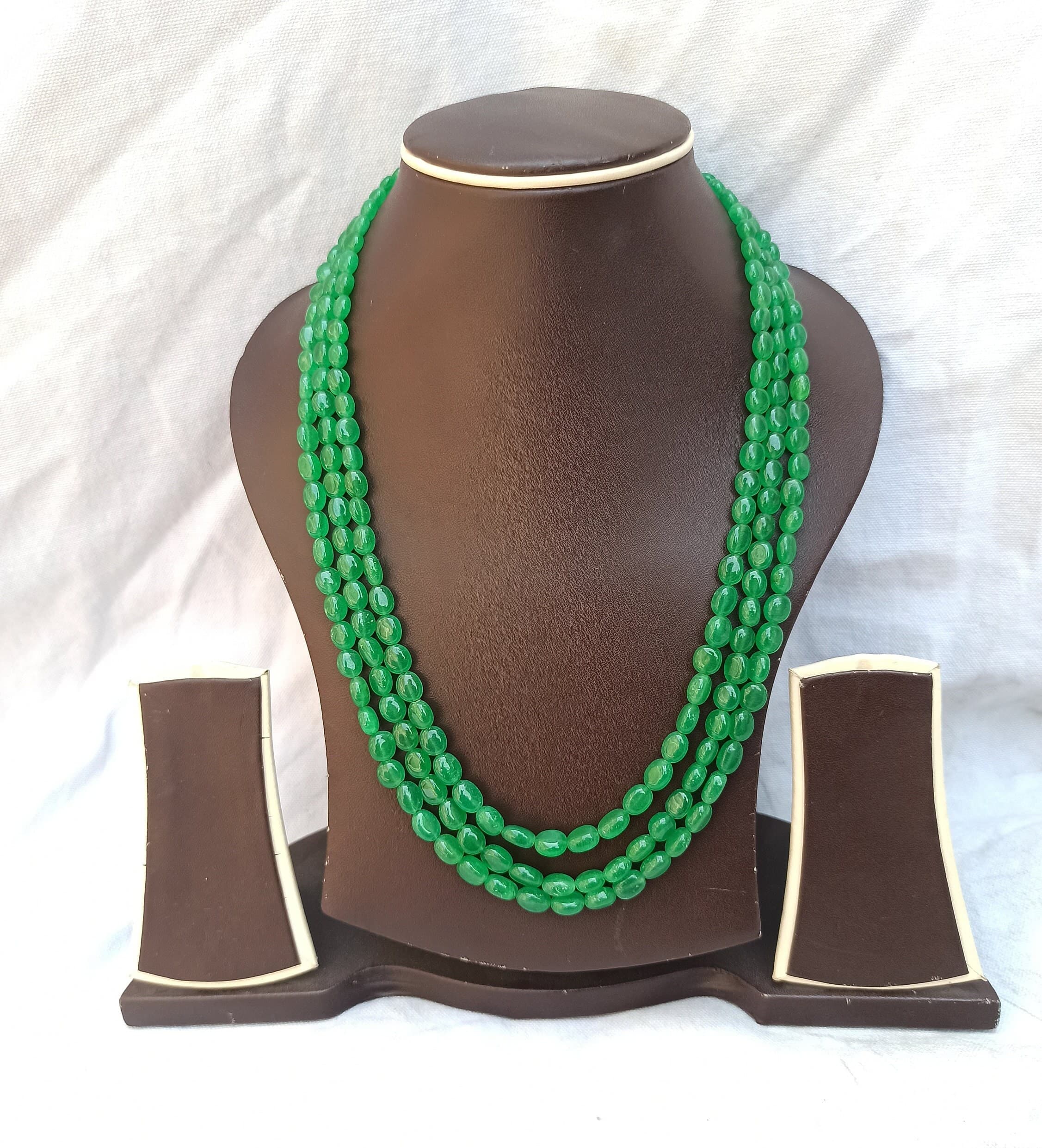 388 Carat Emerald Beryl Necklace AAA Oval Natural Healing Gemstone Pendant Adjustable Cord