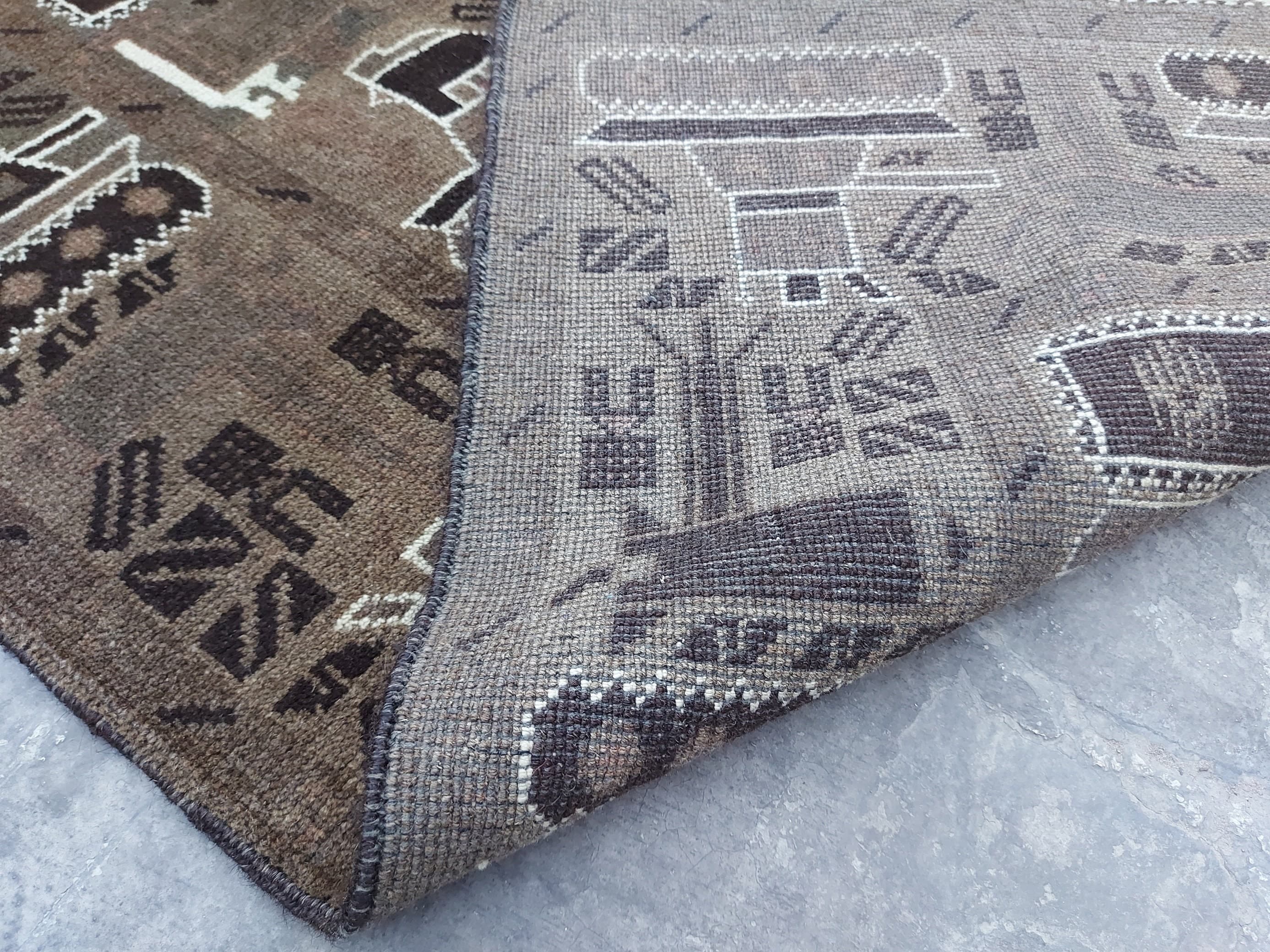 6'3"×4' Classic vintage Afghan war rug natural wool rug best quality area rug baluch design war art handicrafts - image 3