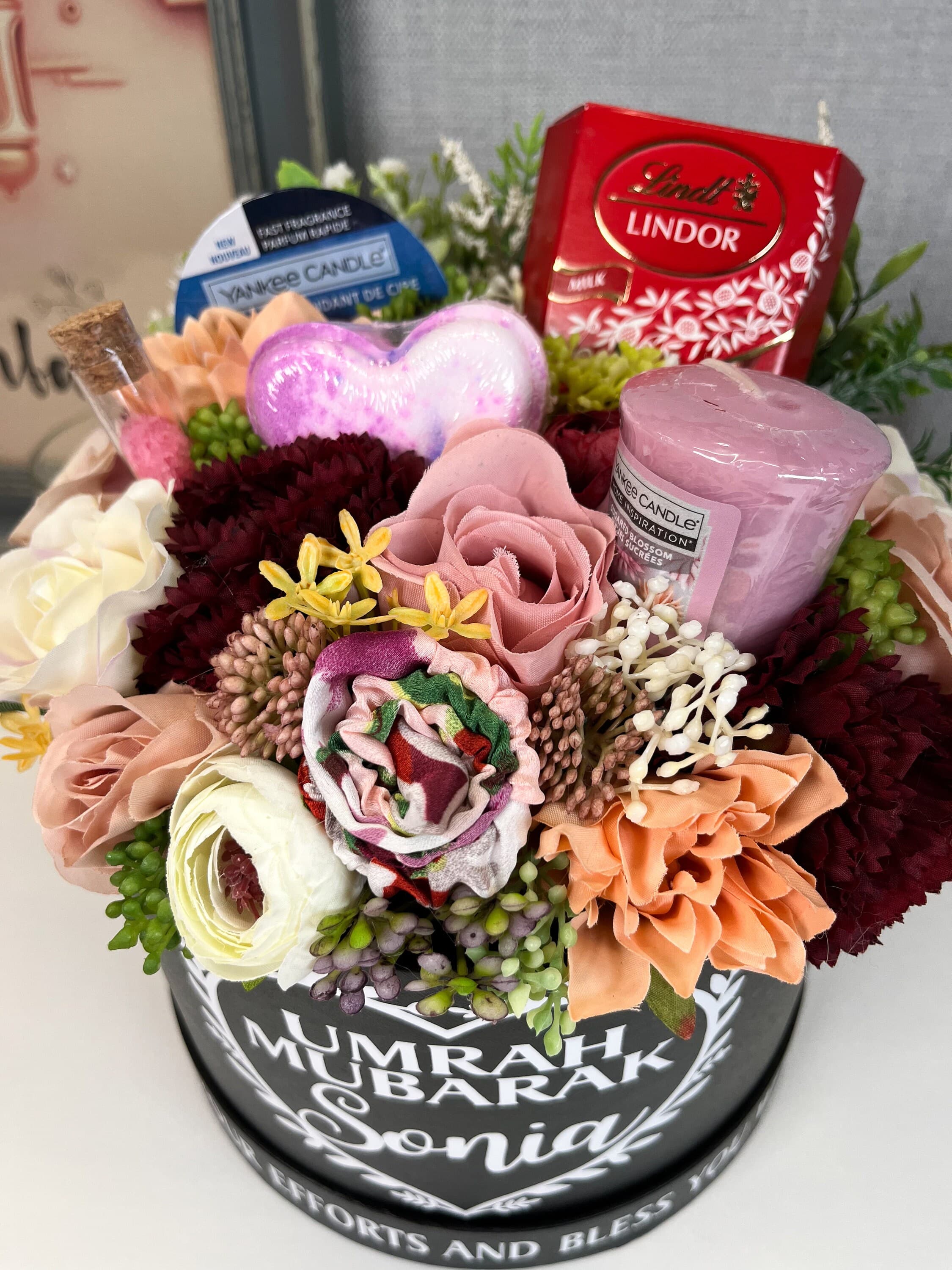 Eid Mubarak Pamper Hamper, Floral Bouquet, Bath Bomb Gift Set - image 5