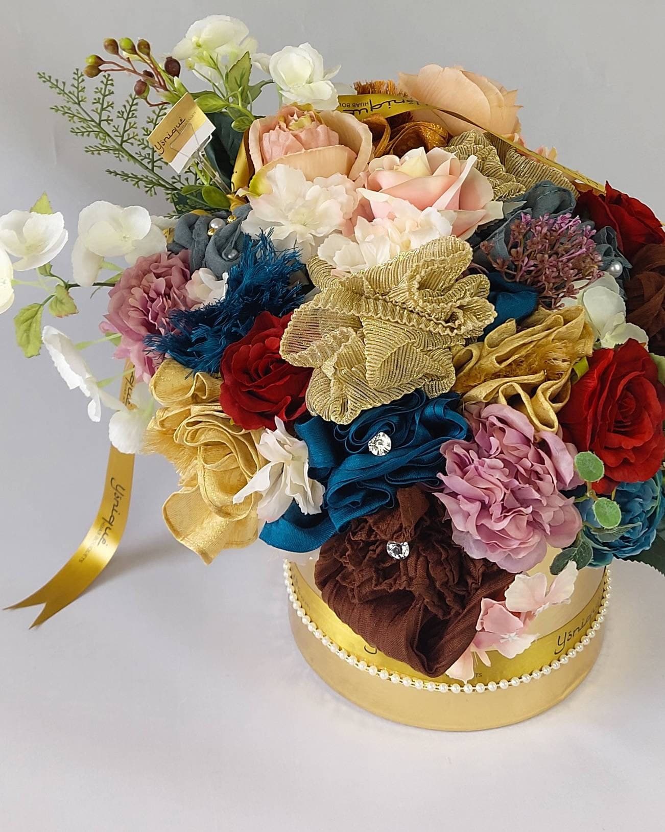 Scarf Hijab Bouquet Flower Gift Thank You Congratulations Wedding Engagement Eid Hajj Umrah Birthday Mother's Day gift hamper hijab box