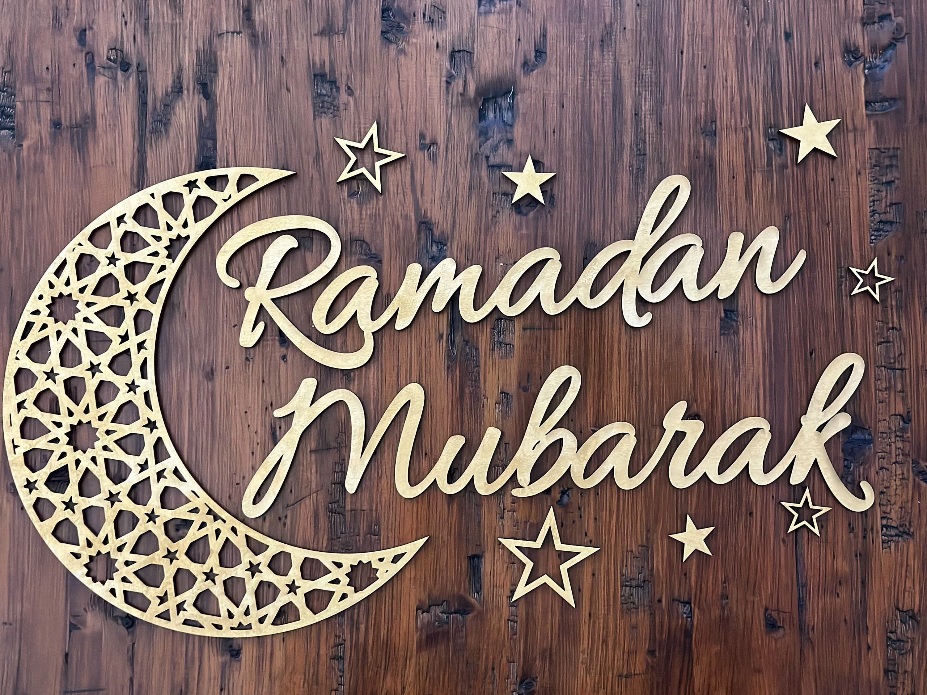 Wooden Ramadan Mubarak Crescent Stars Sign
