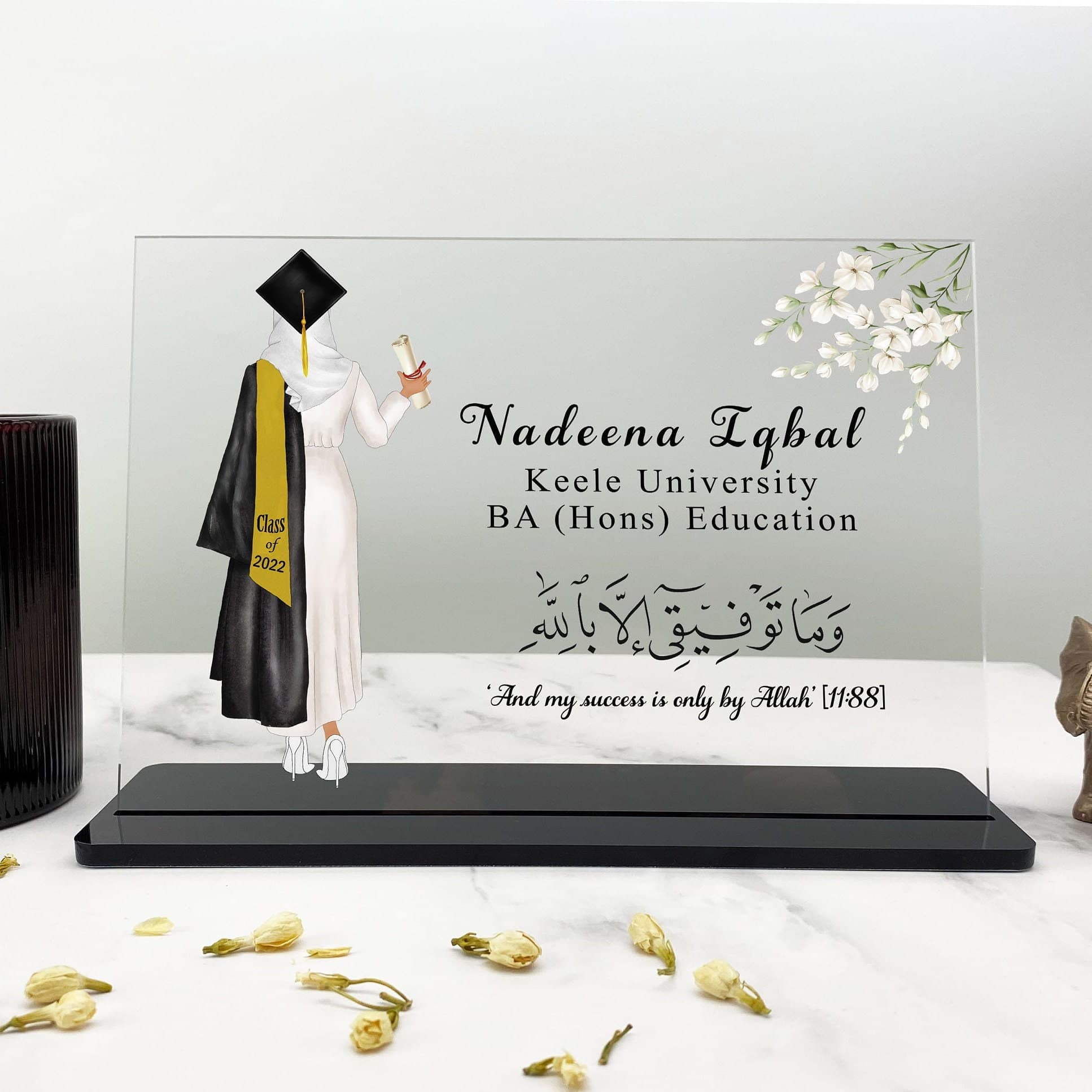 Muslim Graduation Gift, Personalised Graduation Gift for Her, Islamic Gift for Her, Any YEAR Congratulations Graduation Gift Acrylic Plaque - image 3