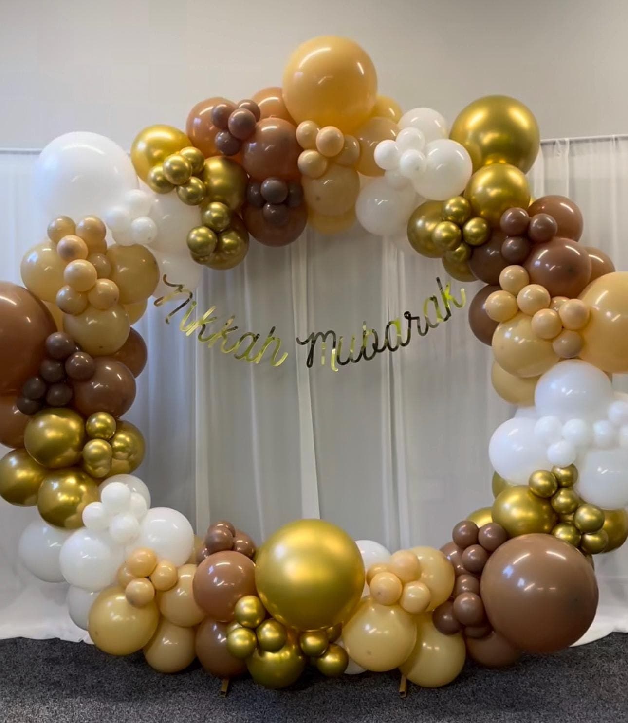 Personalized Metallic Eid Mubarak Banner: Custom Garland Sign - image 3