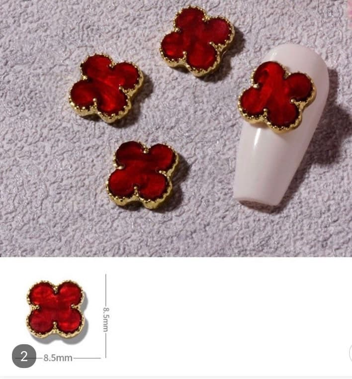 Gold Four Leaf Clover 3D Nail Art Decoration (2pcs) - image 5