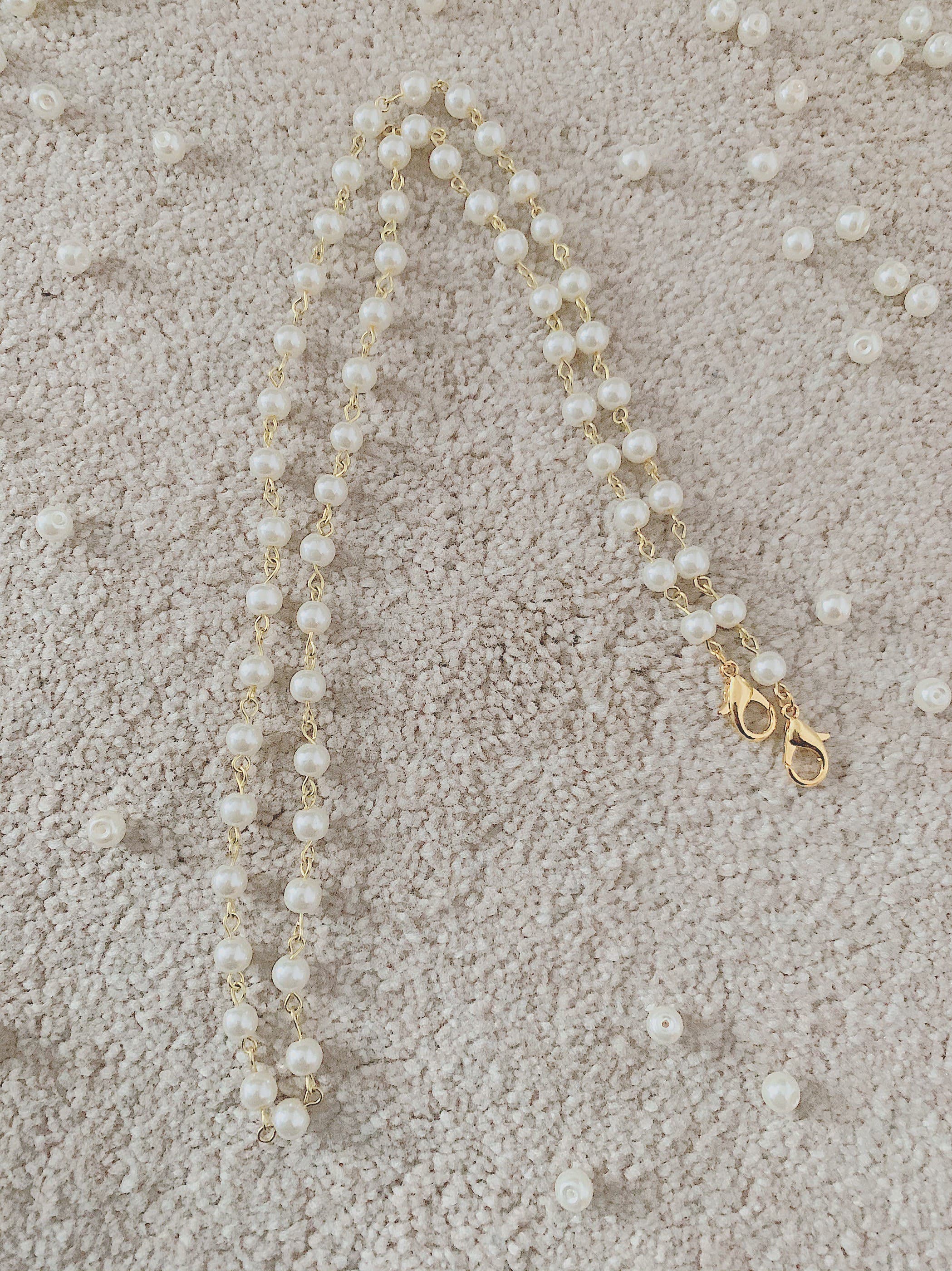 Handmade White Pearl Face Mask Chain: Glasses Lanyard