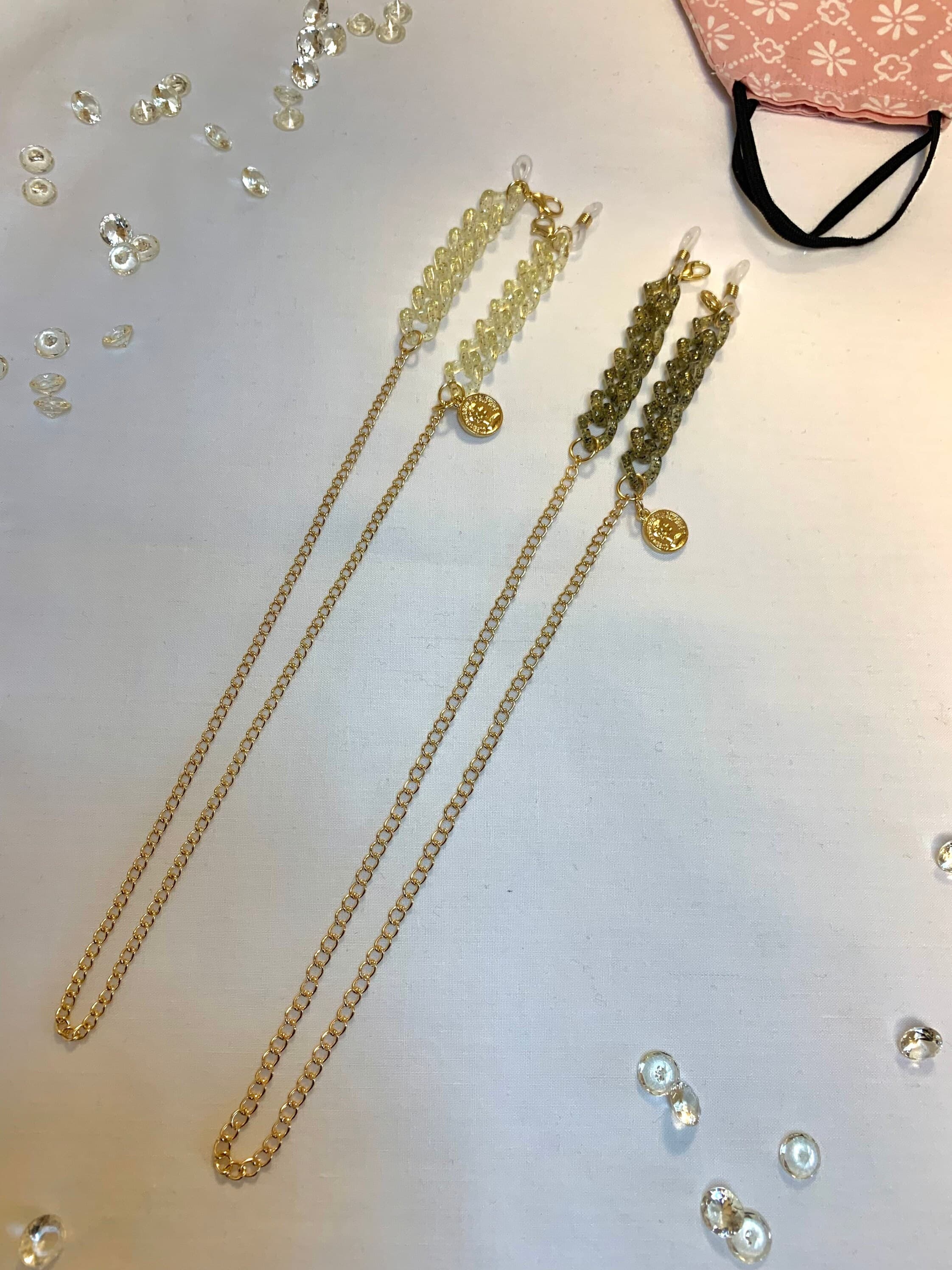 Gold Coin Pendant Glasses Chain: Acrylic Beaded Mask Lanyard