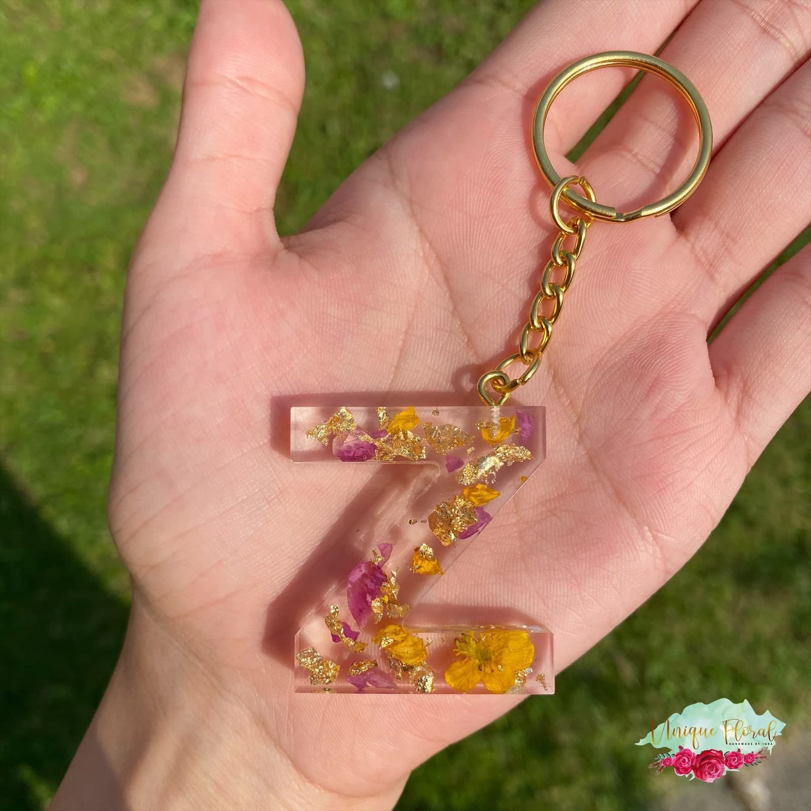 Initial Resin Keyring with Purple Rose Petals, Buttercups and Leaf Flakes