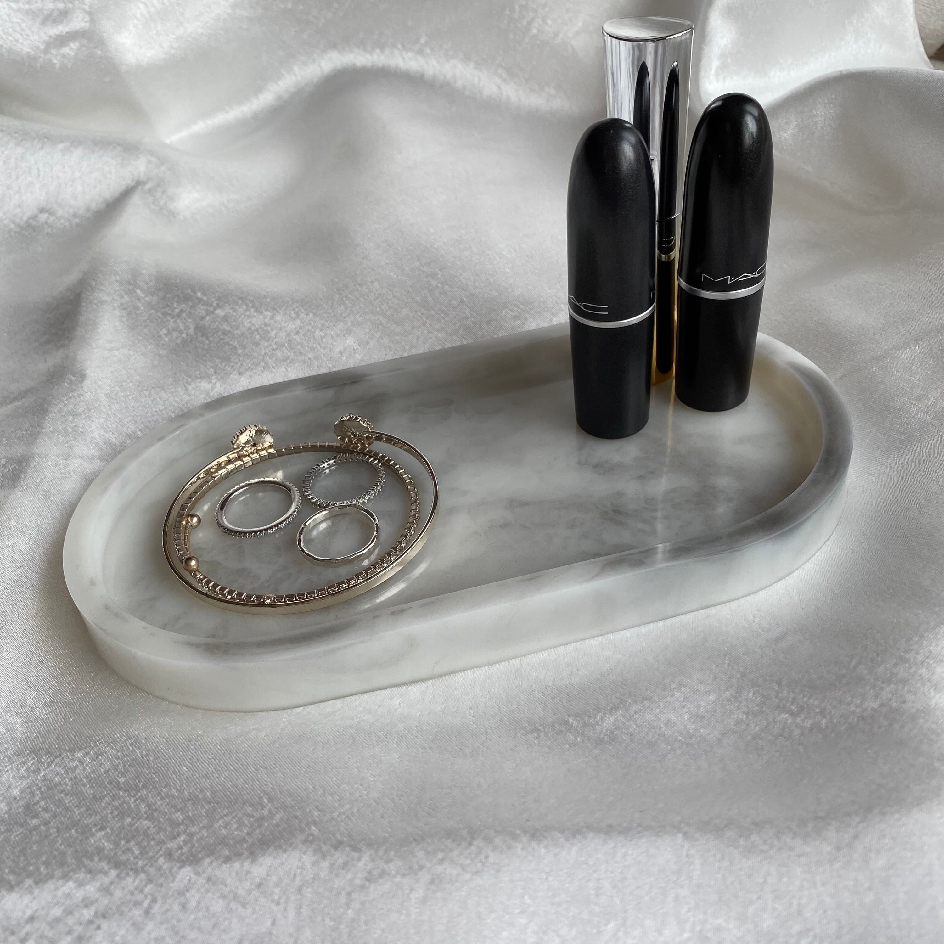 Resin Trays (18xm x 9.5cm) | Jewellery Dish | Trinket Dish | Bathroom Tray | Dining Table Decor | Decorative Tray