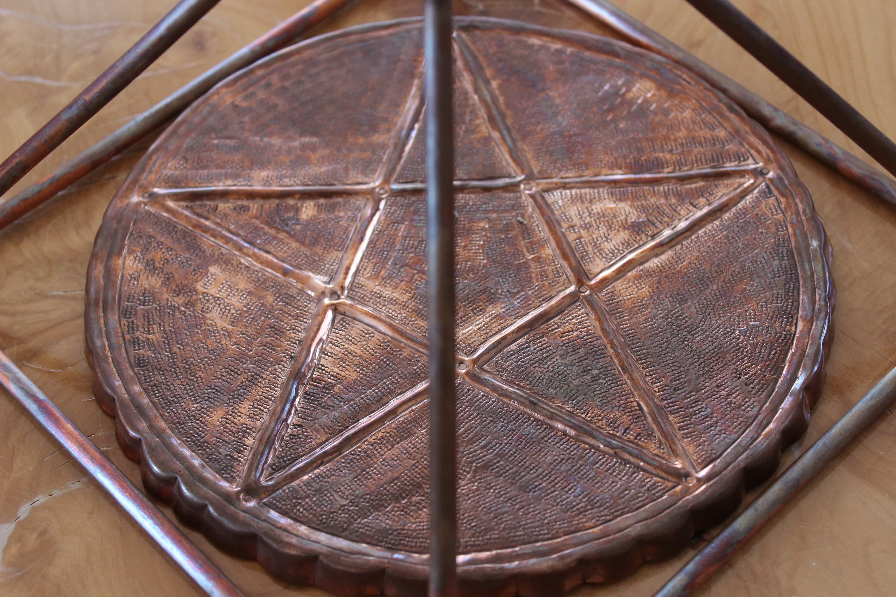 2 in 1 Set, 9"Copper Meditation Energizer Healing Pyramid with Copper Pentagram Grid Art - image 4
