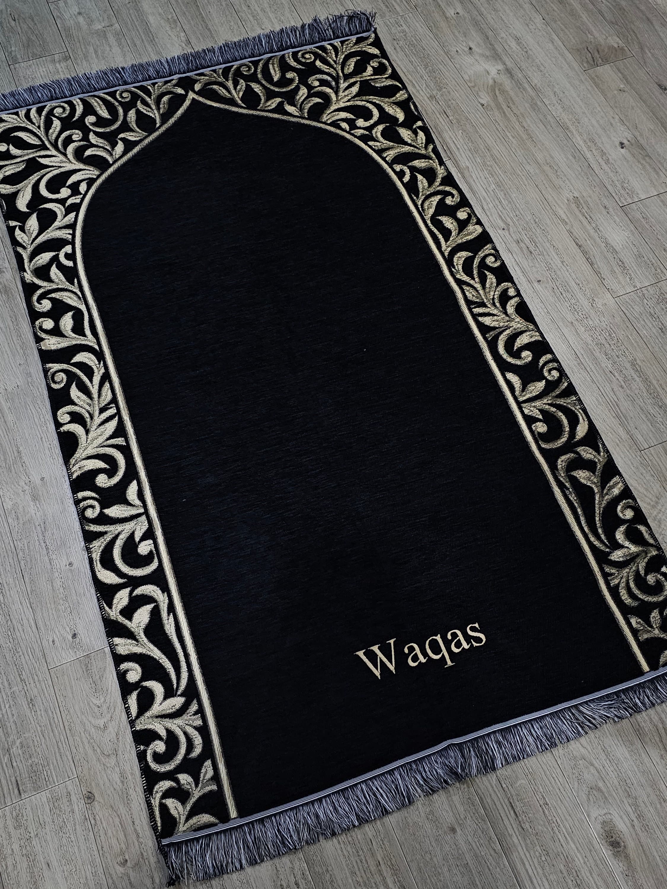 Personalised Prayer Mat Mussallah | Embroidered Sajadah | Islamic Muslim Gift | Salah Mat | Namaz rug | Area Rug | Home Decor| Grey | Black - image 4