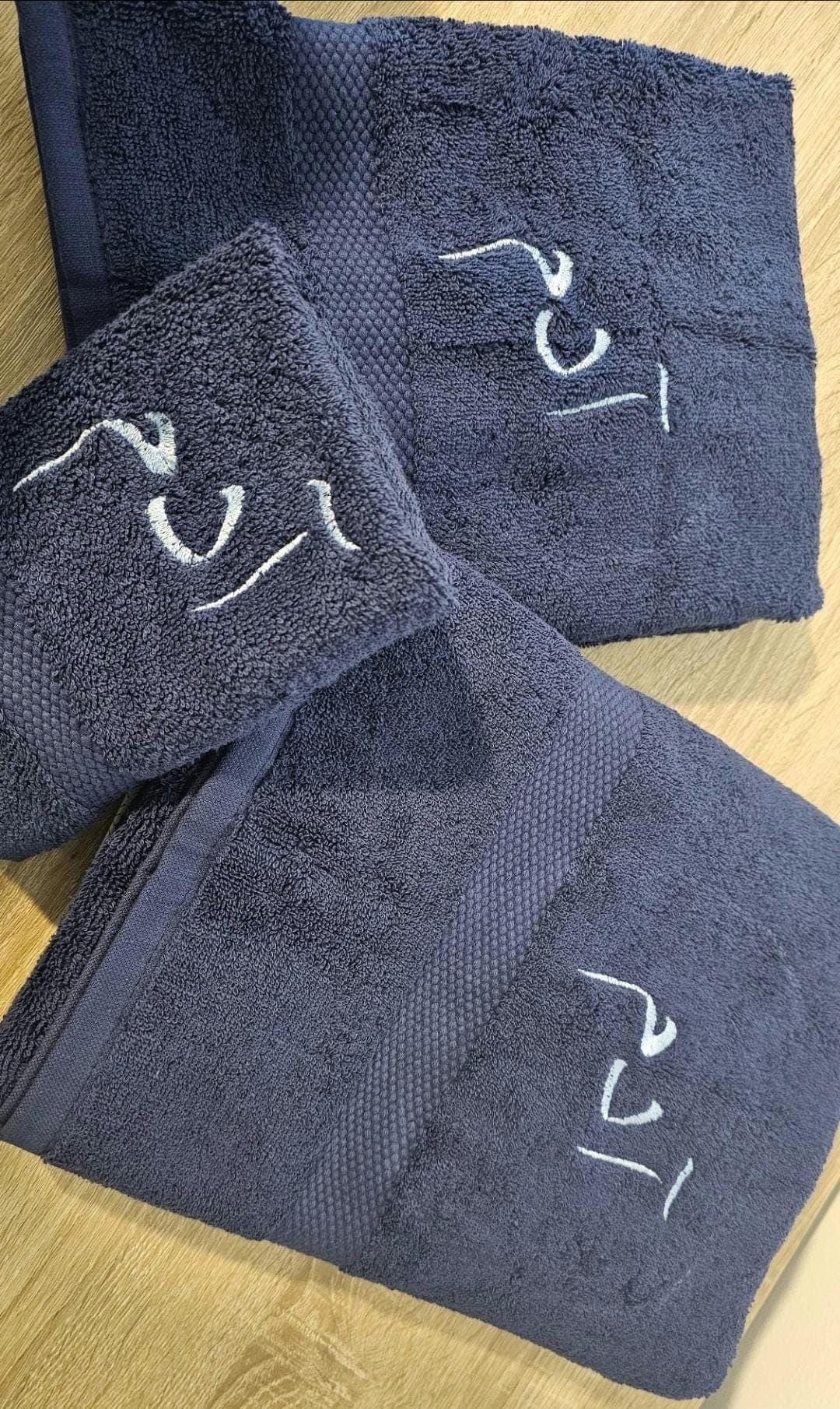 Personalized Arabic Name 3 piece Towel Set | Embroidered Egyptian Cotton Bath, Hand & Face Towels | Perfect Customised Gift