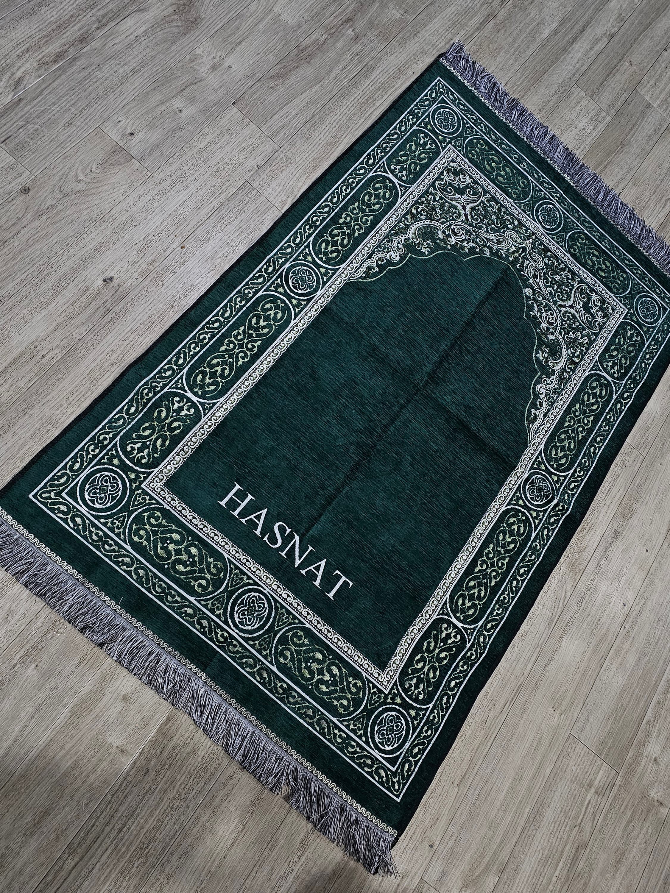 Personalized Chenille Prayer Mat: Embroidered Islamic Gift
