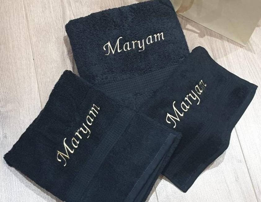 Personalised Black Towel Set – Custom Bath, Hand and Face Towels | Gift for Wedding, Birthday, Newborn, Mum, Dad, Bridesmaids, His and Hers