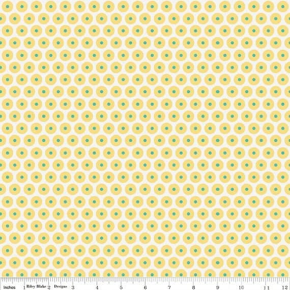 So Happy Together by Deena Rutter for Riley Blake Designs. Item C3234 Yellow. Sold by the 1/2 yard.