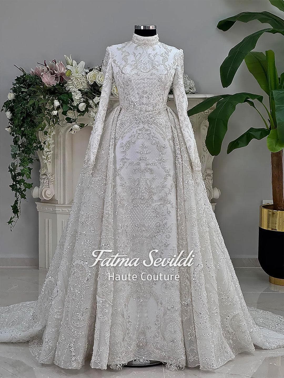 Hijab Wedding Dress Veiled, Luxury Modest Long Sleeve Beaded Lace Ball Gown