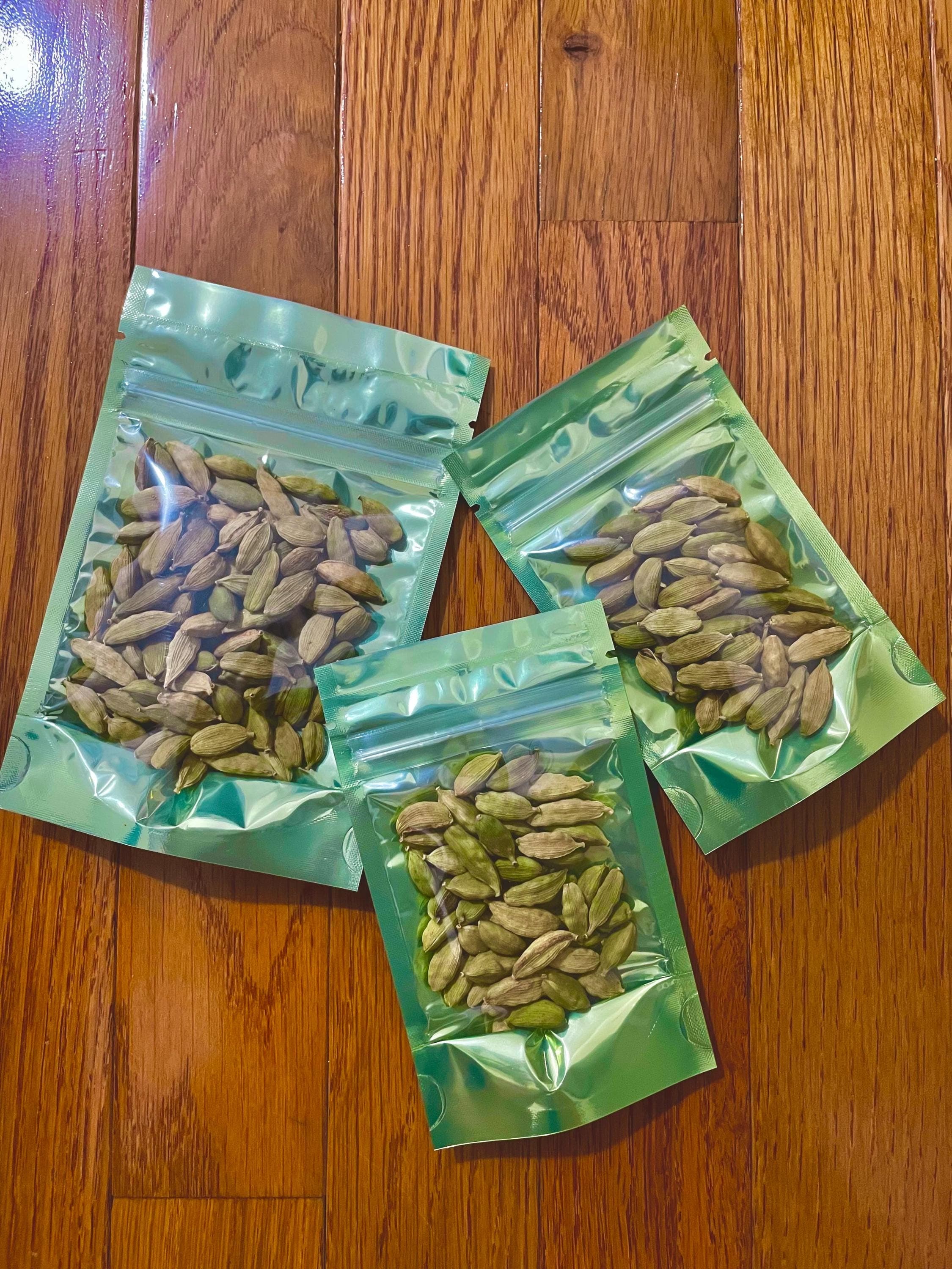 Cardamom, Whole Green Pods, High Quality and Fragrant