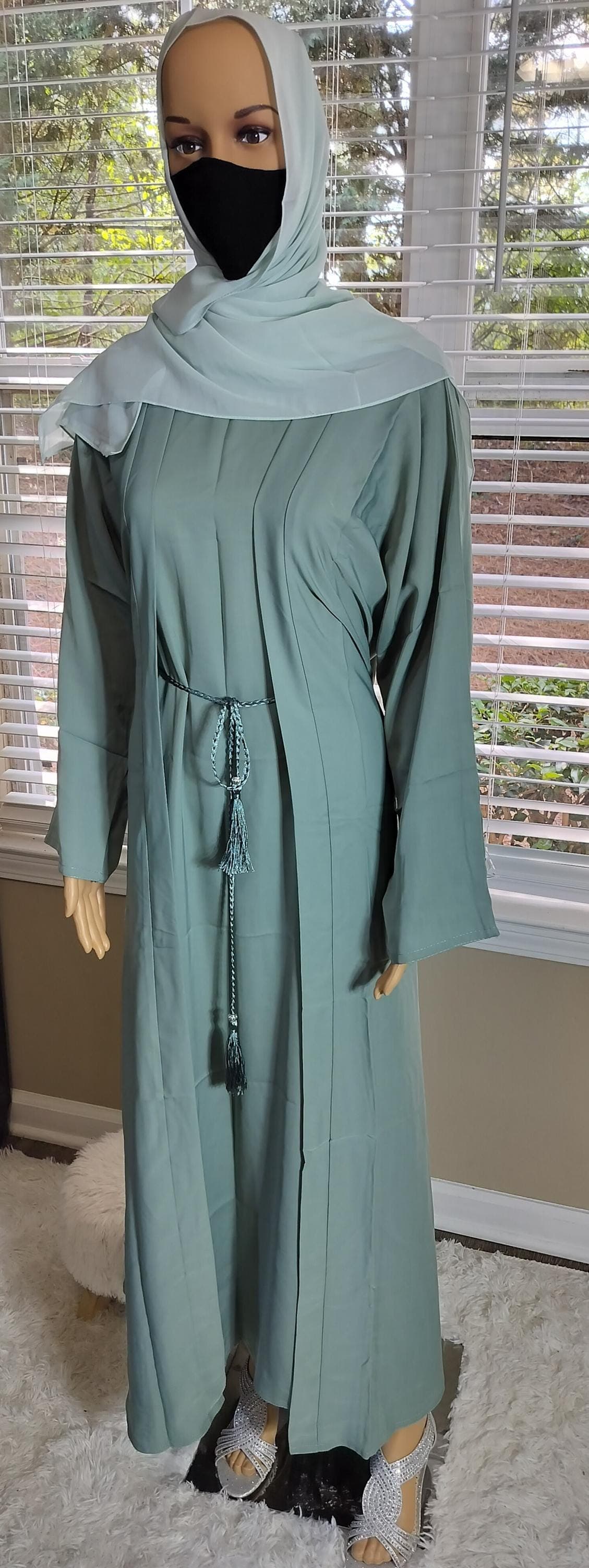 Plain Abaya 4pc Set: Modest Dubai Fashion with Headscarf & Belt - image 4